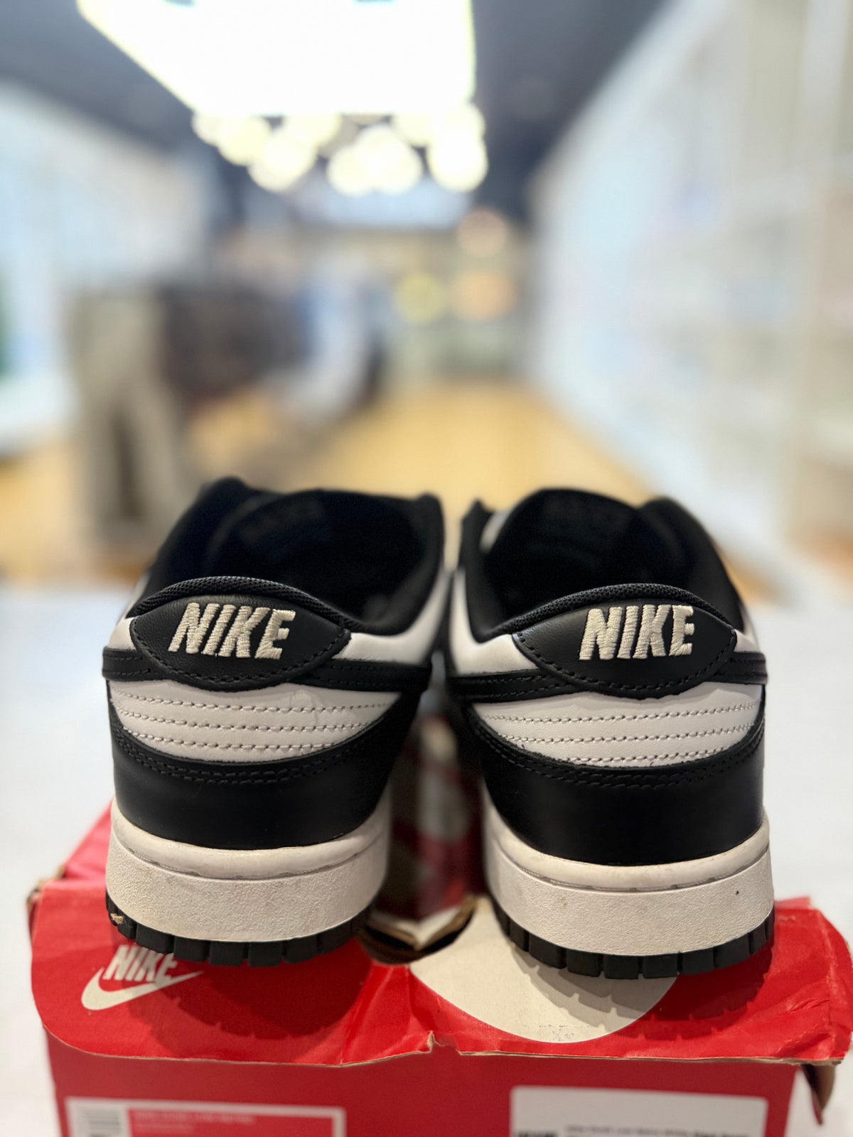 Nike Dunk Low Retro White Black Panda PRE-OWNED