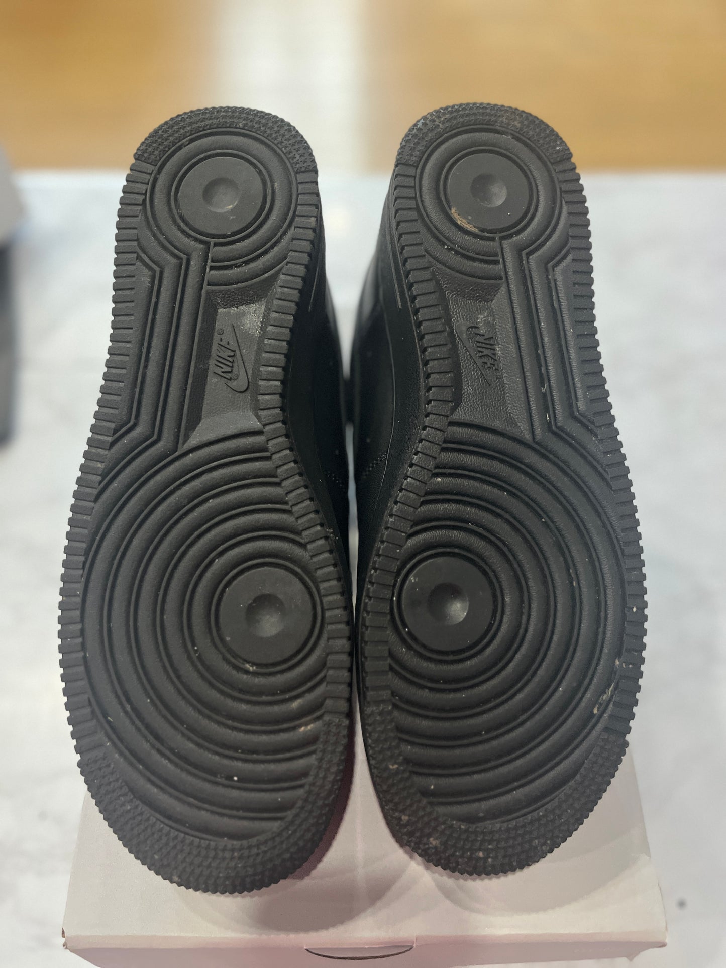 Nike Air Force 1 Low '07 Black PRE-OWNED