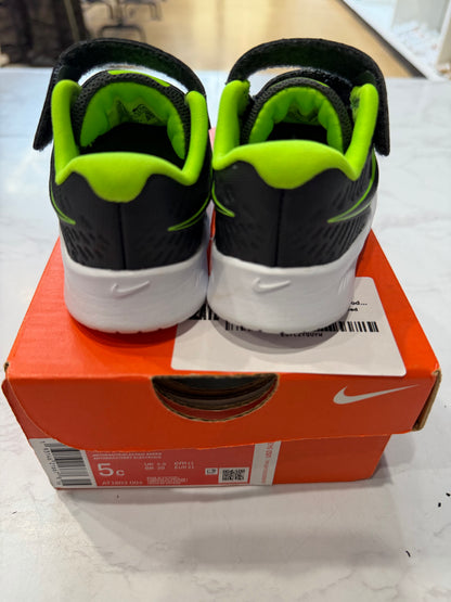 Nike Star Runner 2 TDV Sneakers Toddler PRE-OWNED