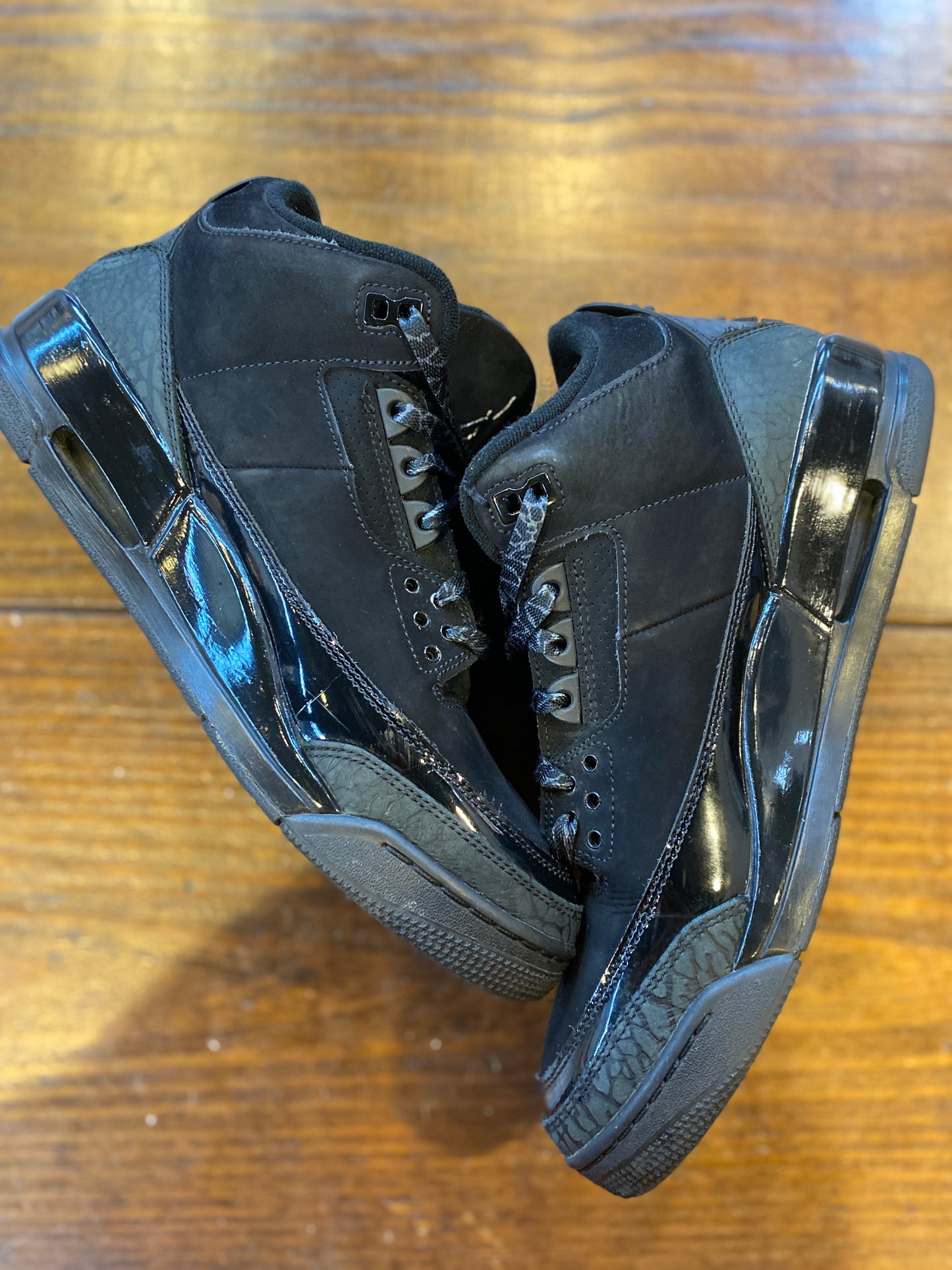 Jordan 3 Retro Black Cat (2025) PRE-OWNED