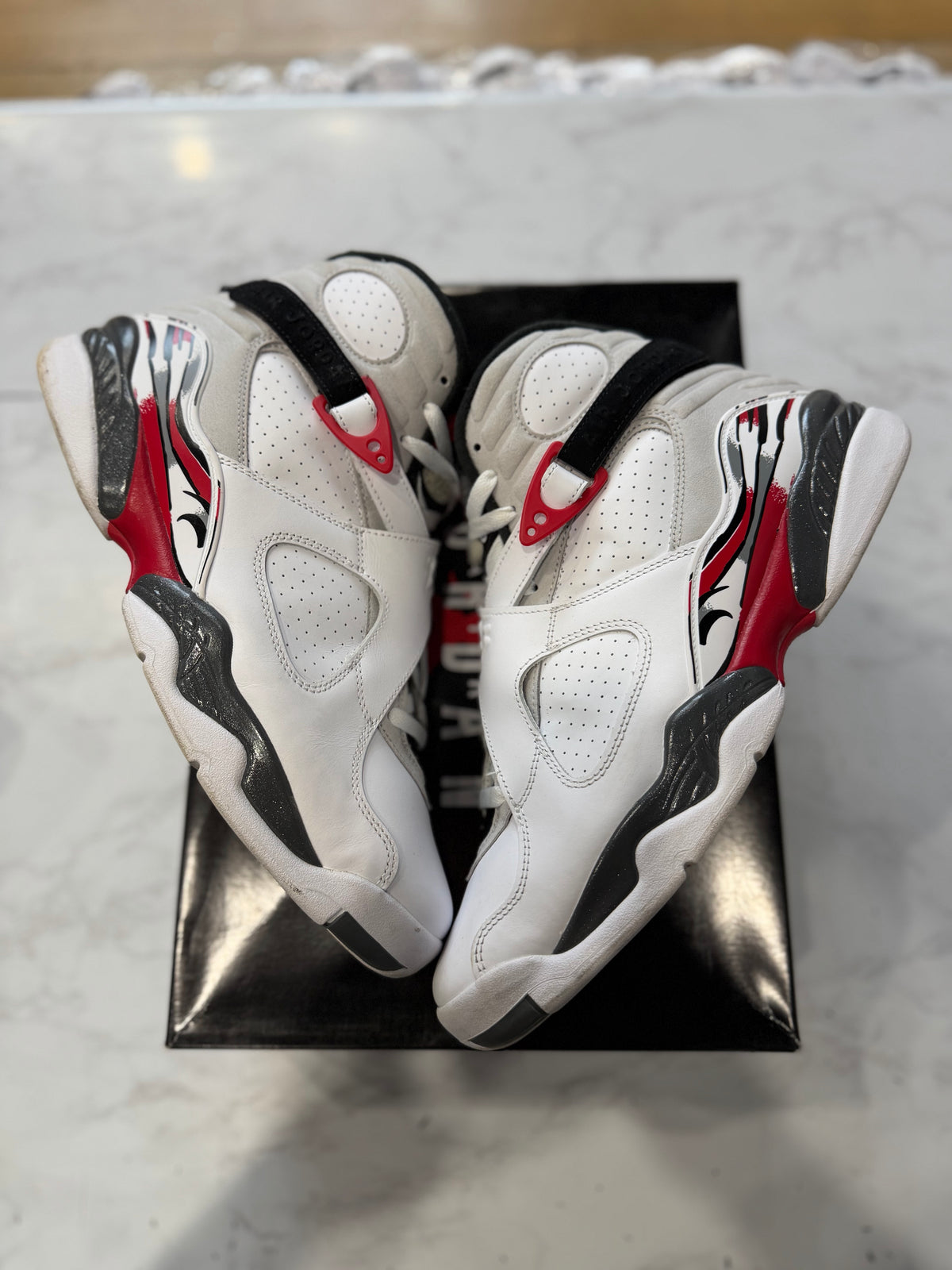 Jordan 8 Retro White True Red (2025) PRE-OWNED