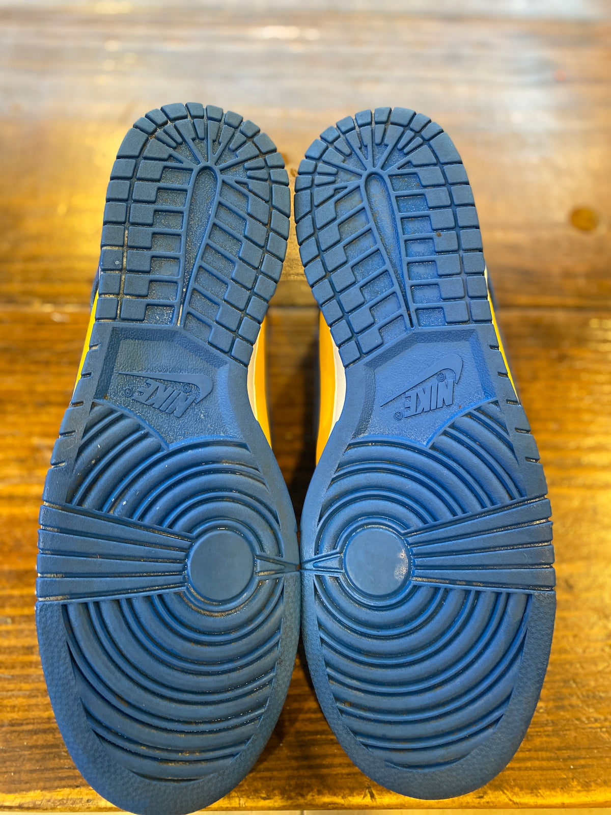 Nike Dunk Low UCLA PRE-OWNED