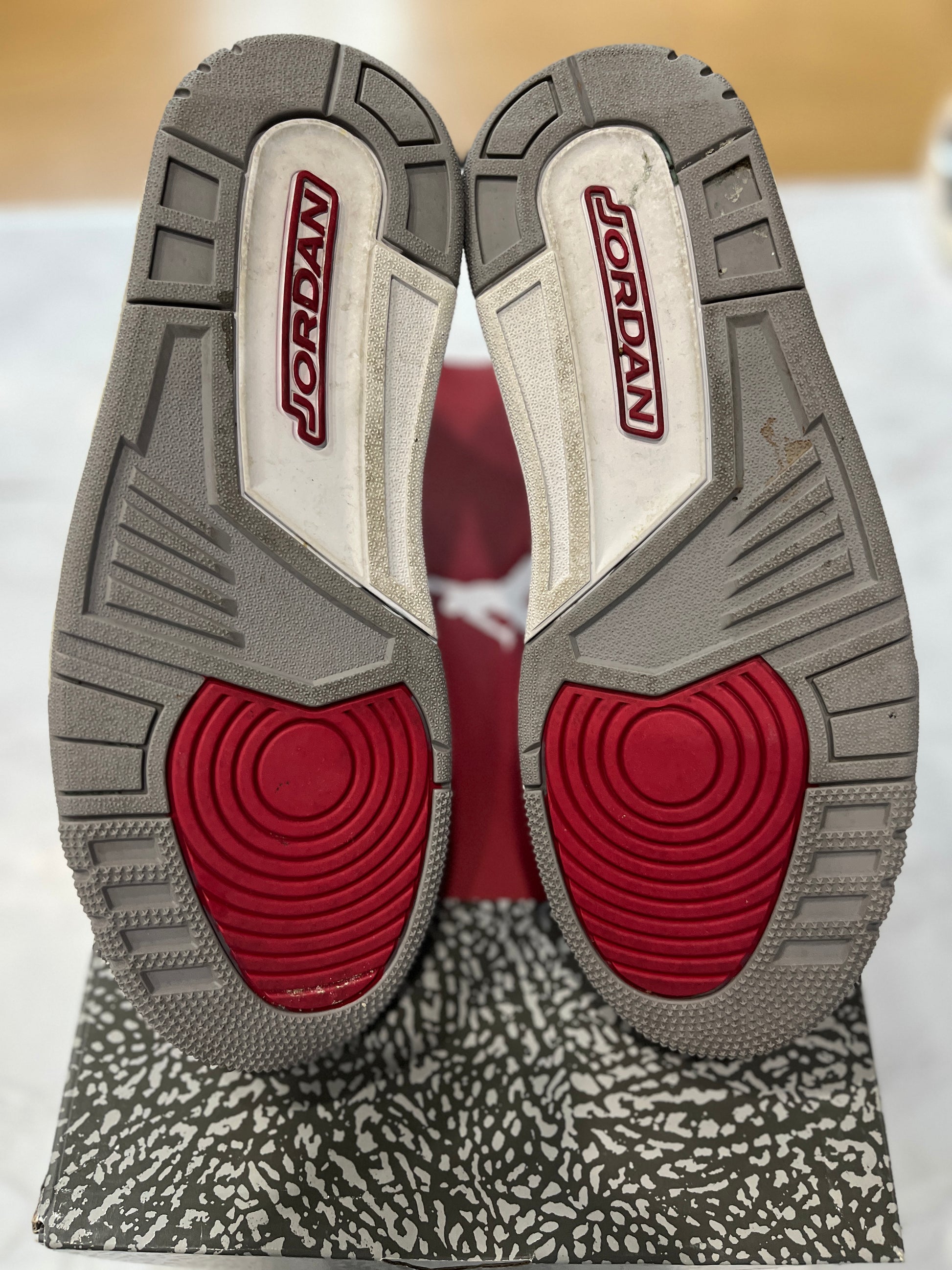 Jordan 3 Retro Cardinal Red PRE-OWNED