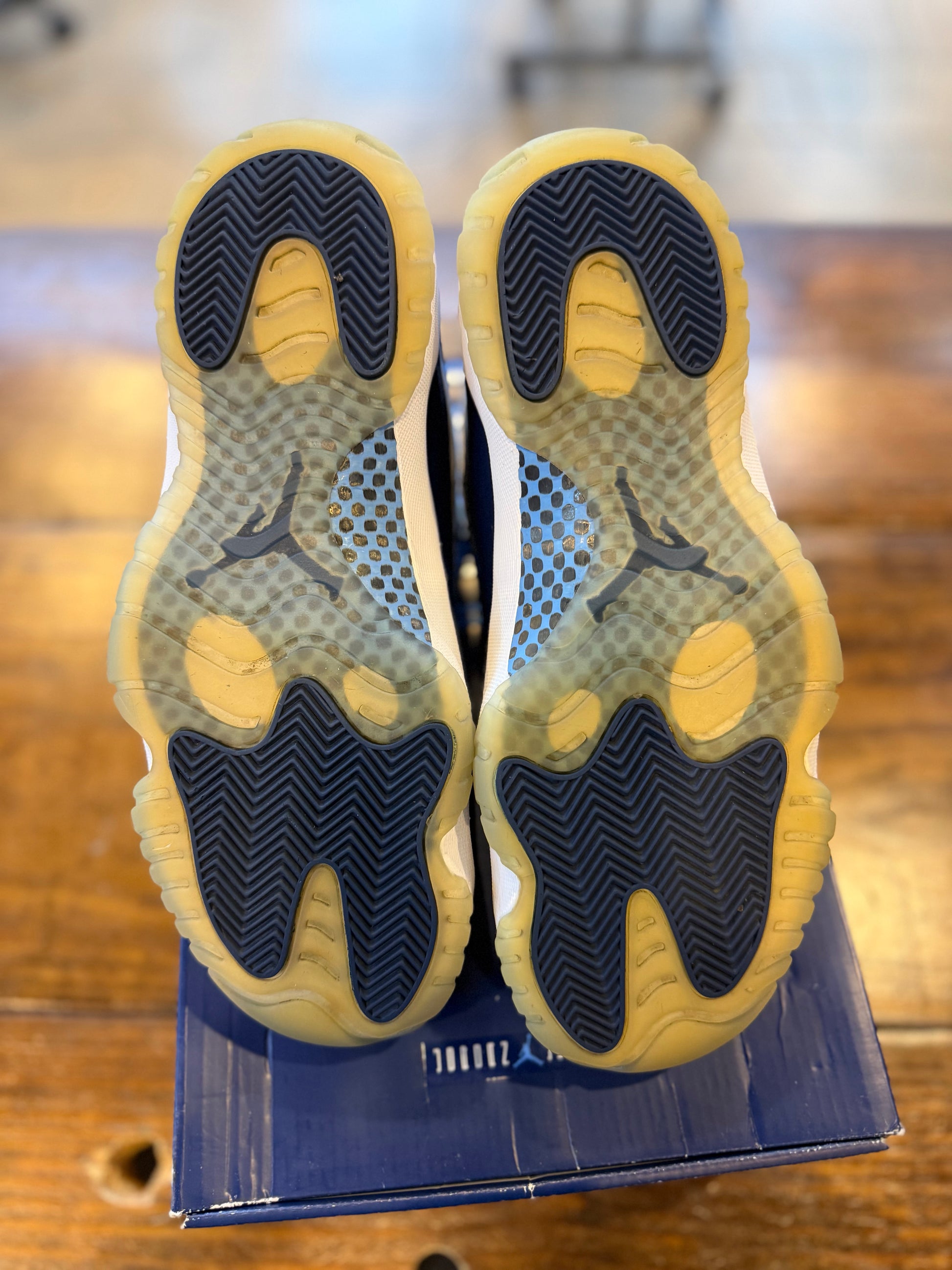 Jordan 11 Retro UNC Win Like 82 PRE-OWNED