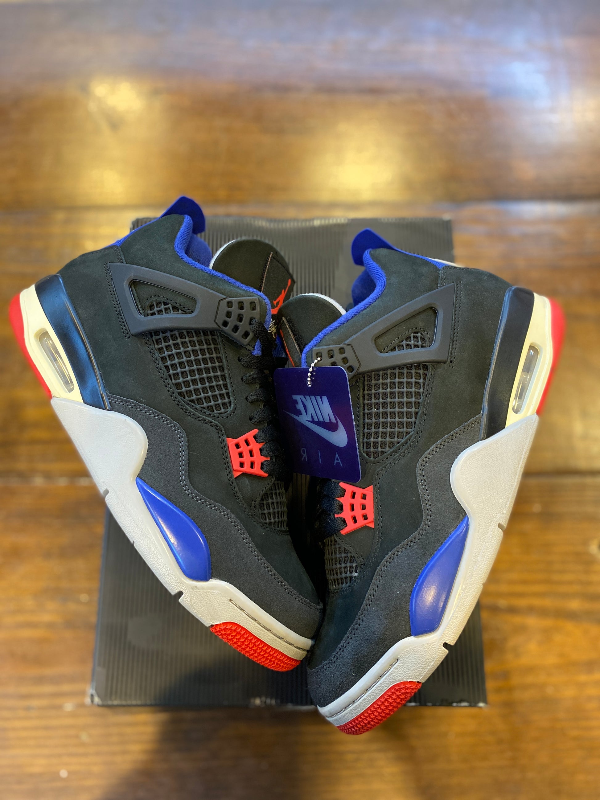 Jordan 4 Retro Rare Air (Gold Lettering) PRE-OWNED