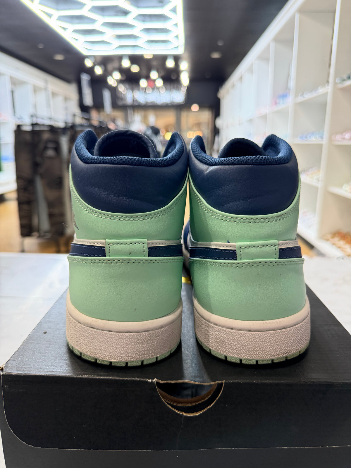 Jordan 1 Mid Mystic Navy Mint Foam PRE-OWNED