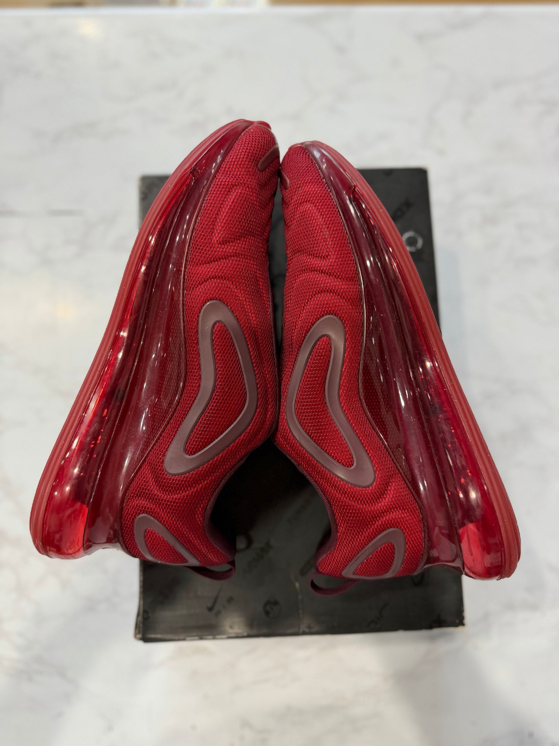 Nike Air Max 720 Team Red PRE-OWNED