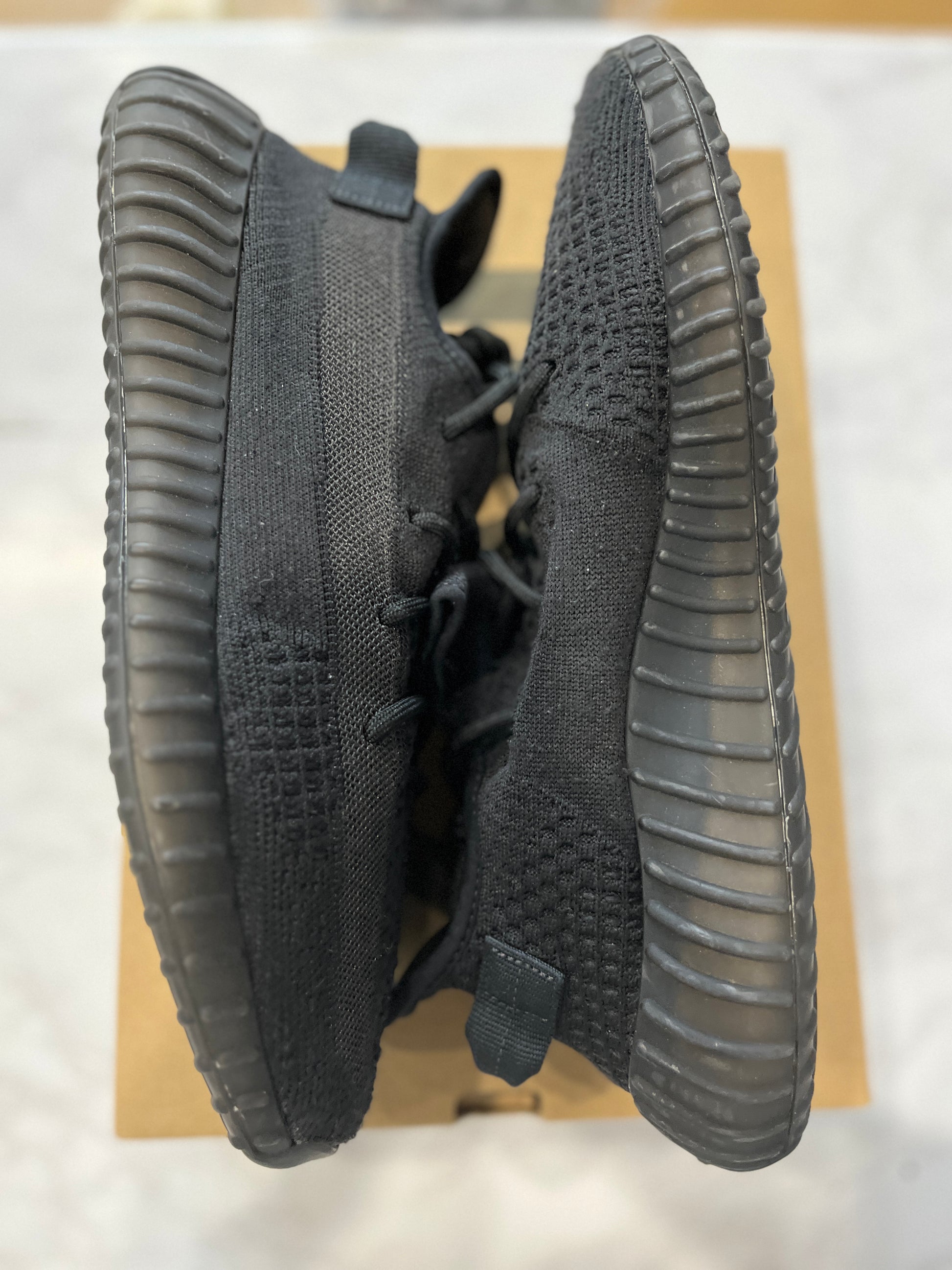 adidas Yeezy Boost 350 V2 Onyx PRE-OWNED
