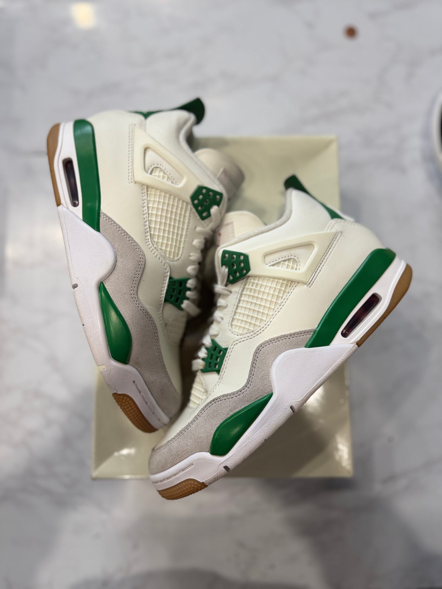 Nike SB X Jordan 4 Retro SP Pine Green PRE-OWNED