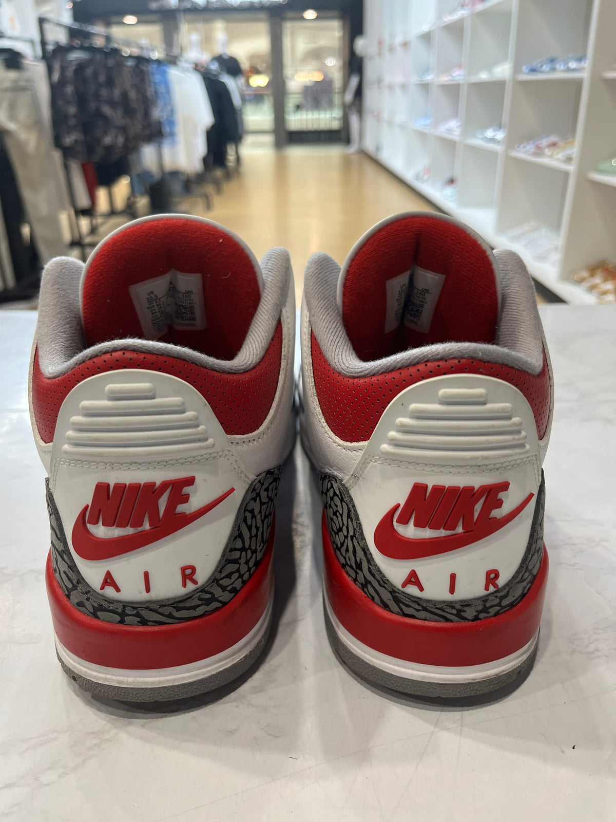 Jordan 3 Retro Fire Red (2022) PRE-OWNED