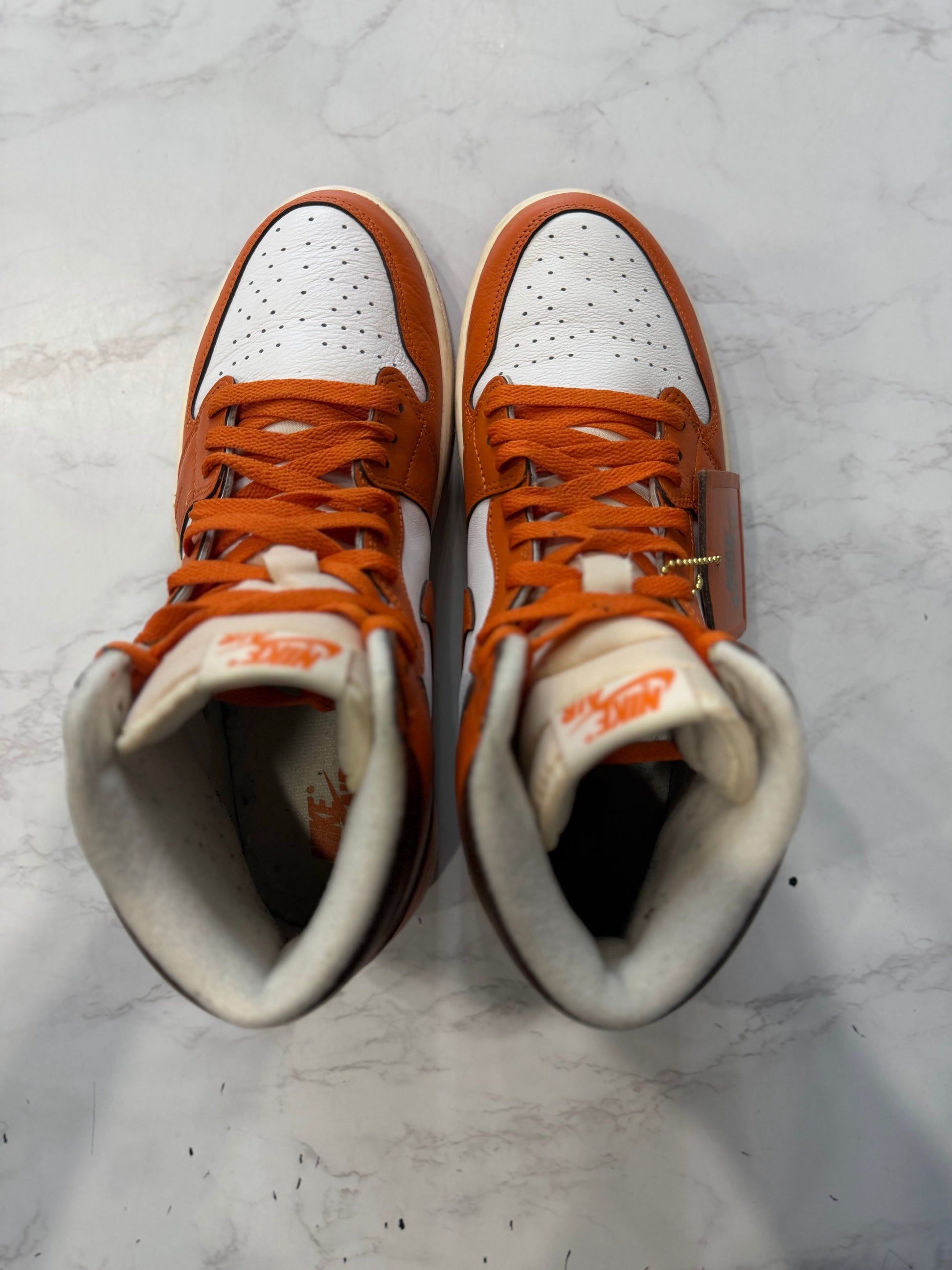 Jordan 1 Retro High OG Starfish (Women's) PRE-OWNED