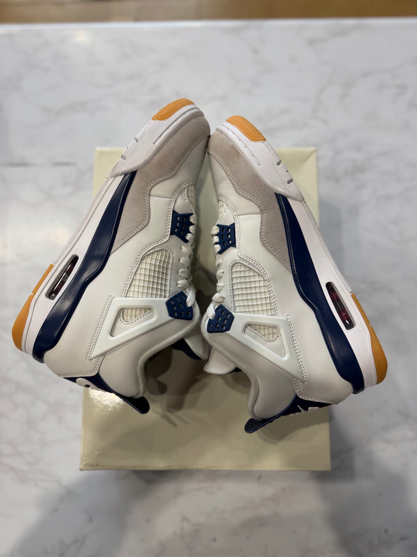 Jordan 4 Retro SB Navy PRE-OWNED