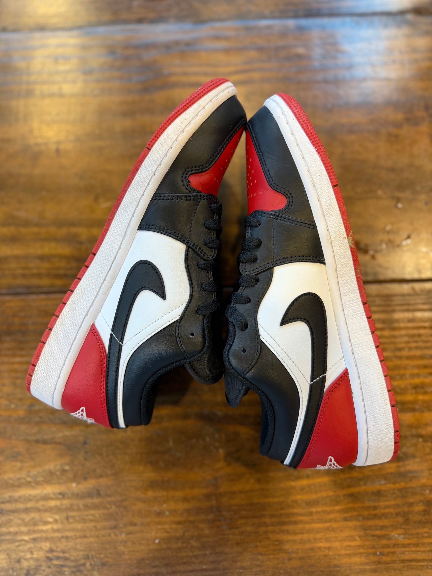 Jordan 1 Low Bred Toe 2.0 PRE-OWNED