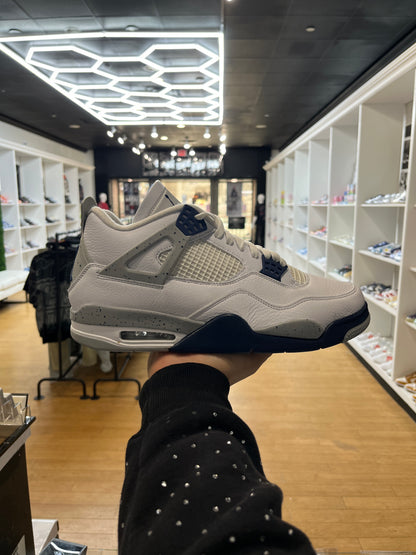 Jordan 4 Retro Midnight Navy PRE-OWNED
