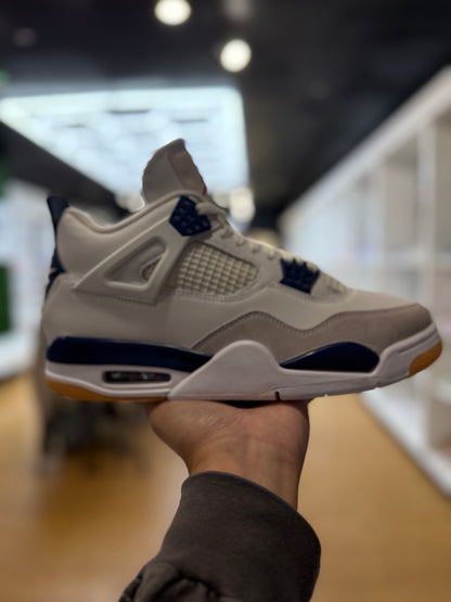 Jordan 4 Retro SB Navy PRE-OWNED