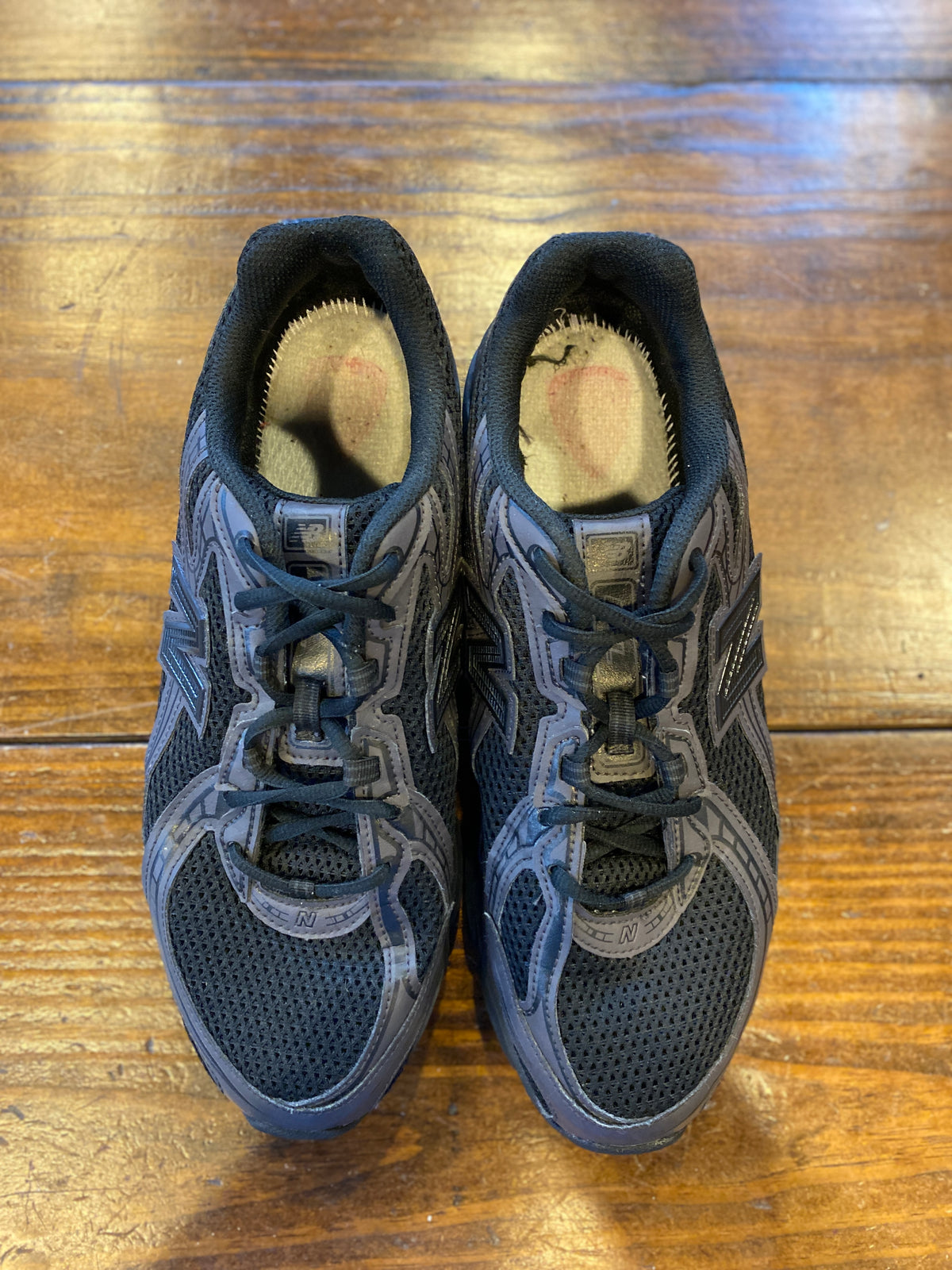 New Balance 740 Triple Black PRE-OWNED
