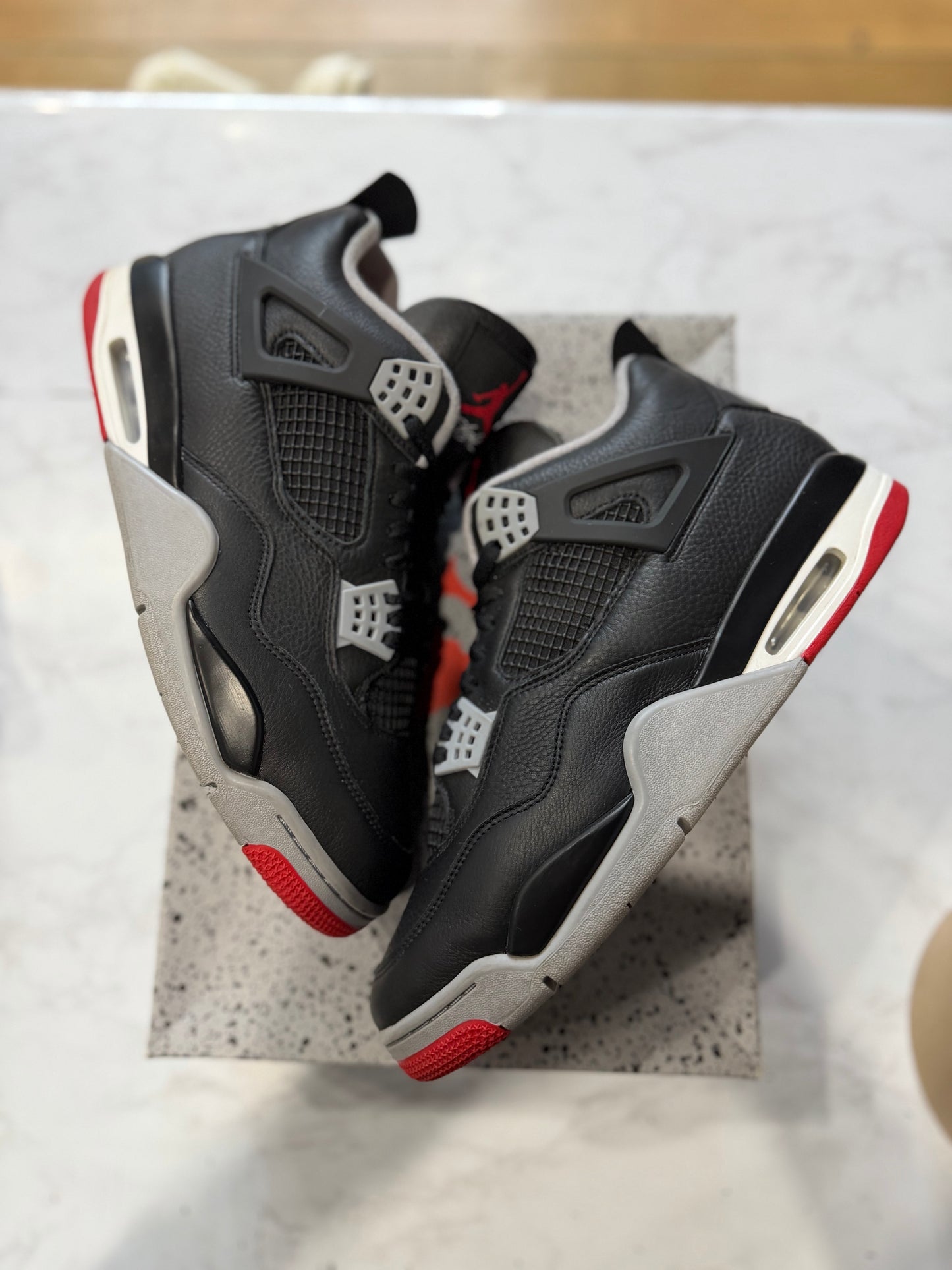 Jordan 4 Retro Bred Reimagined PRE-OWNED