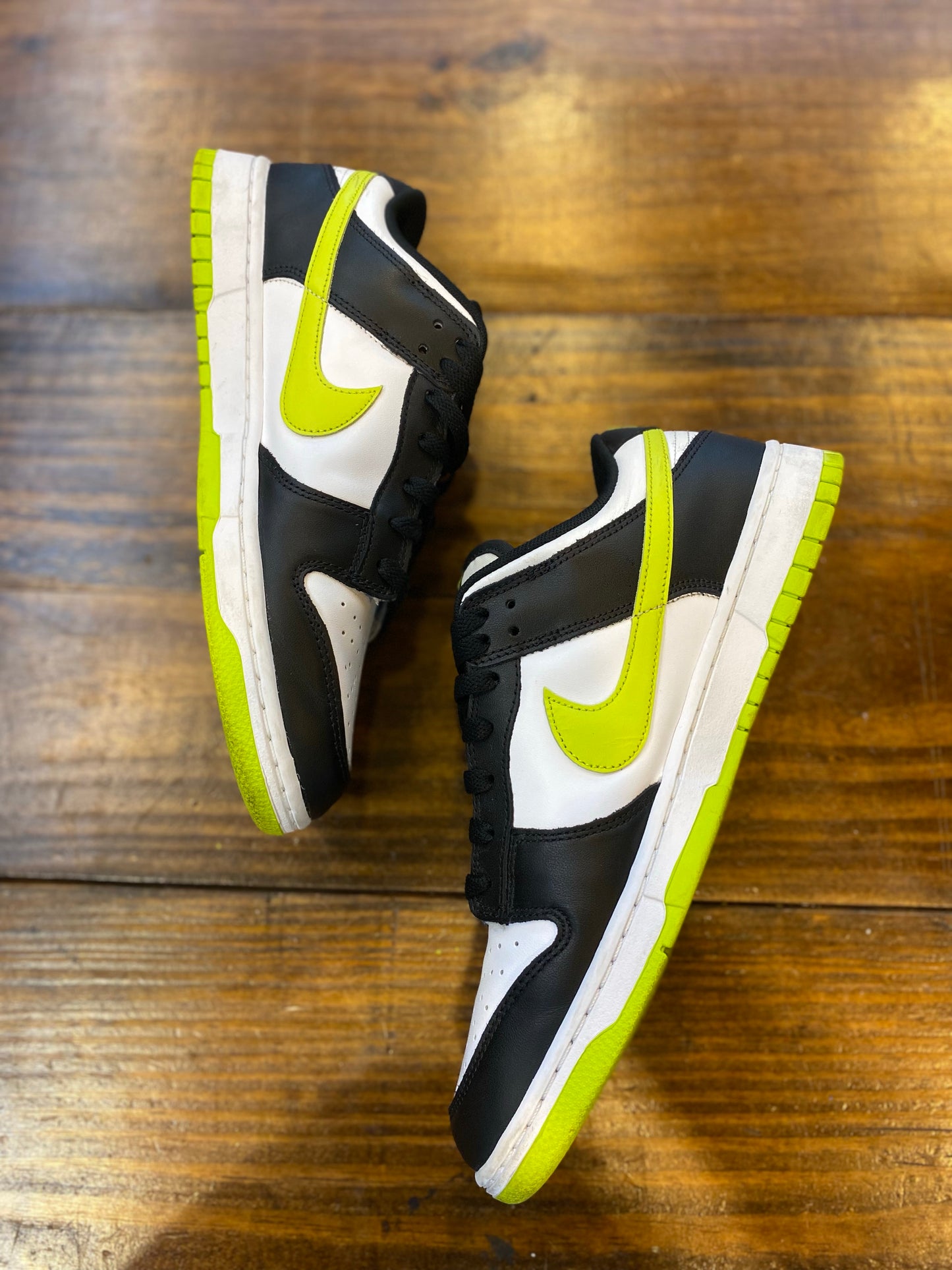 Nike Dunk Low Black Bright Cactus PRE-OWNED