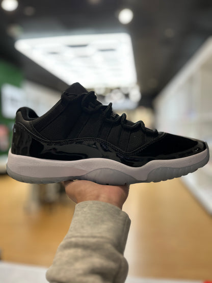 Jordan 11 Retro Low Space Jam PRE-OWNED