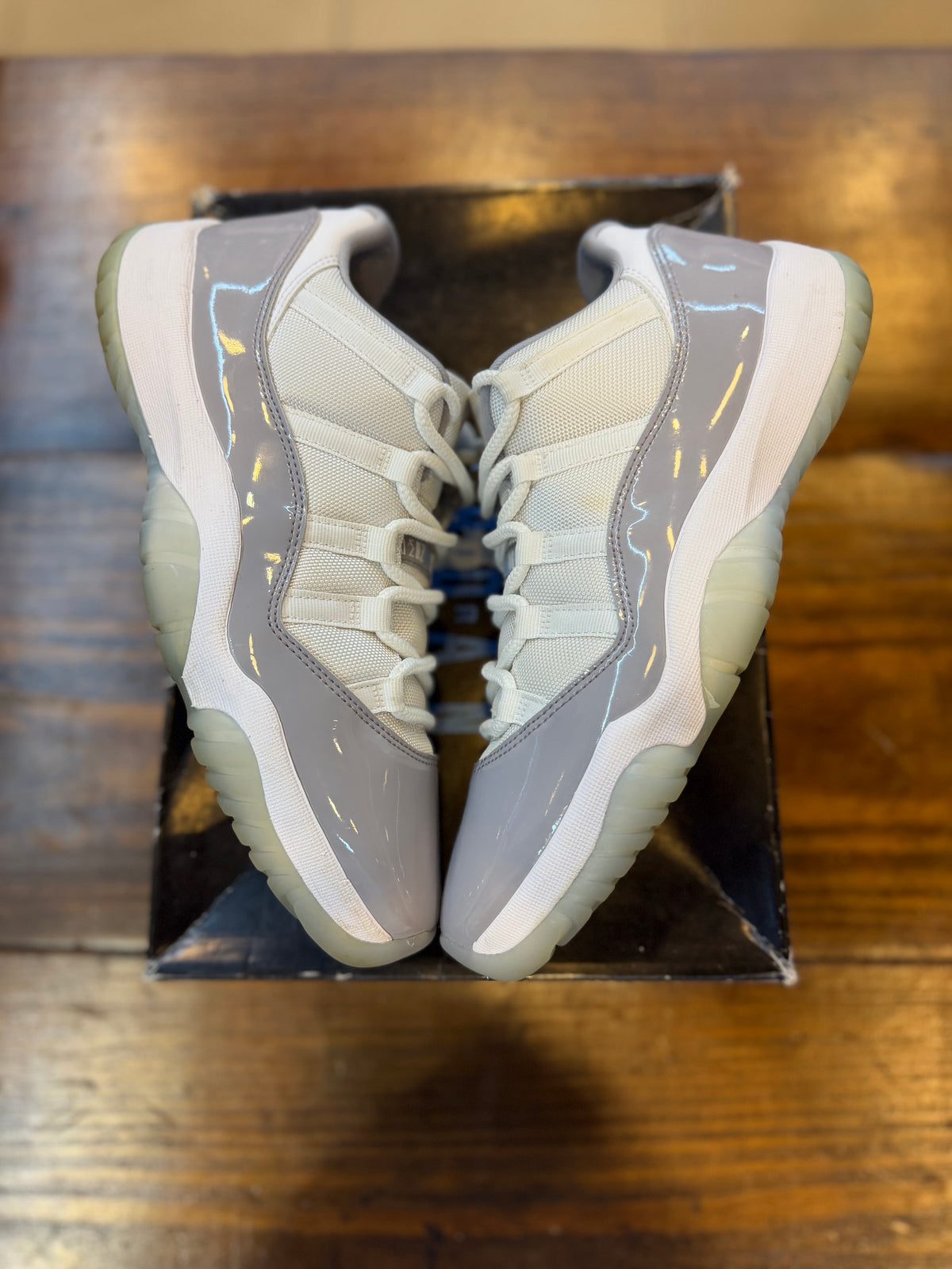 Jordan 11 Retro Low Cement Grey PRE-OWNED