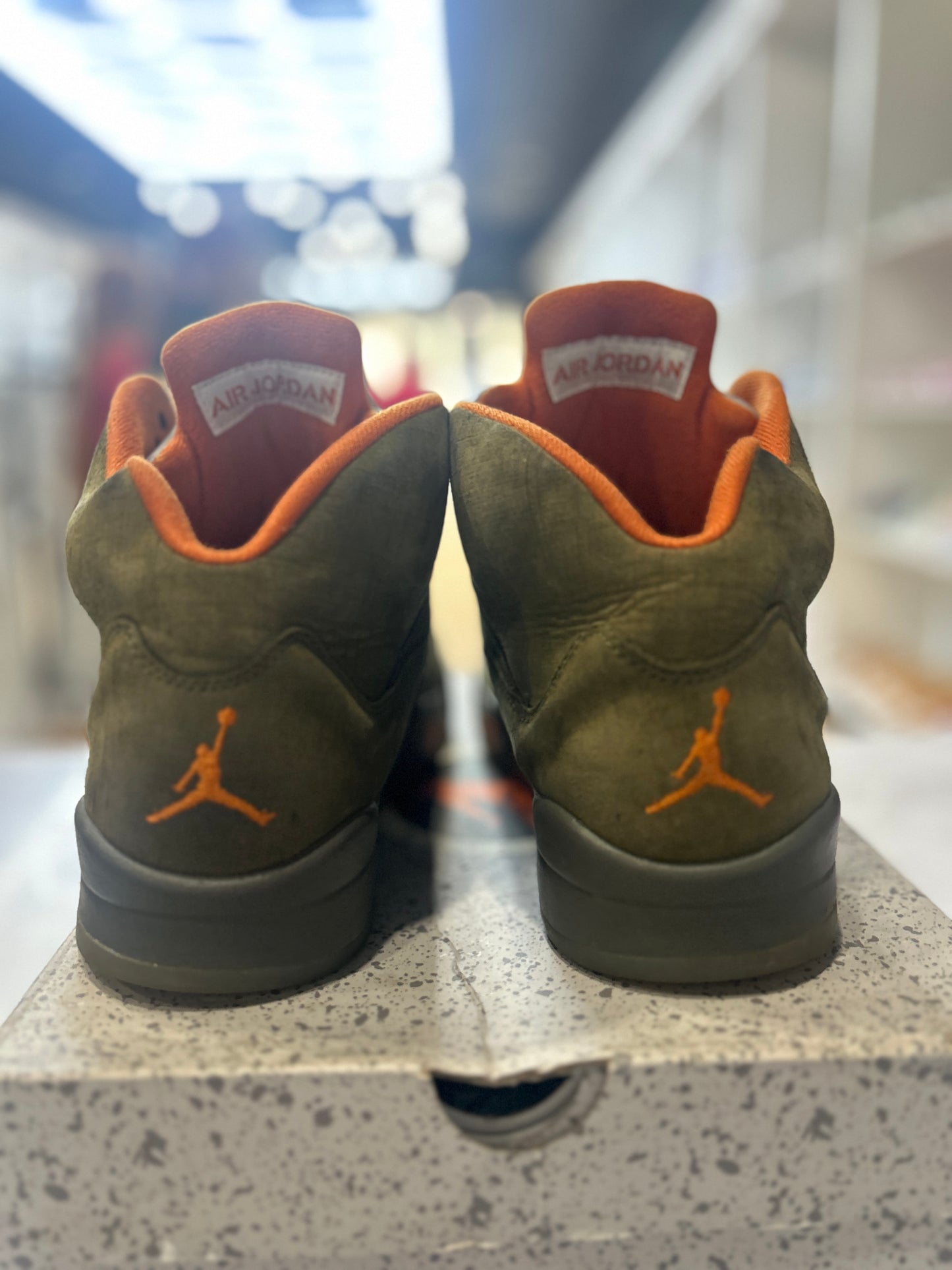 Jordan 5 Retro Olive (2024) PRE-OWNED