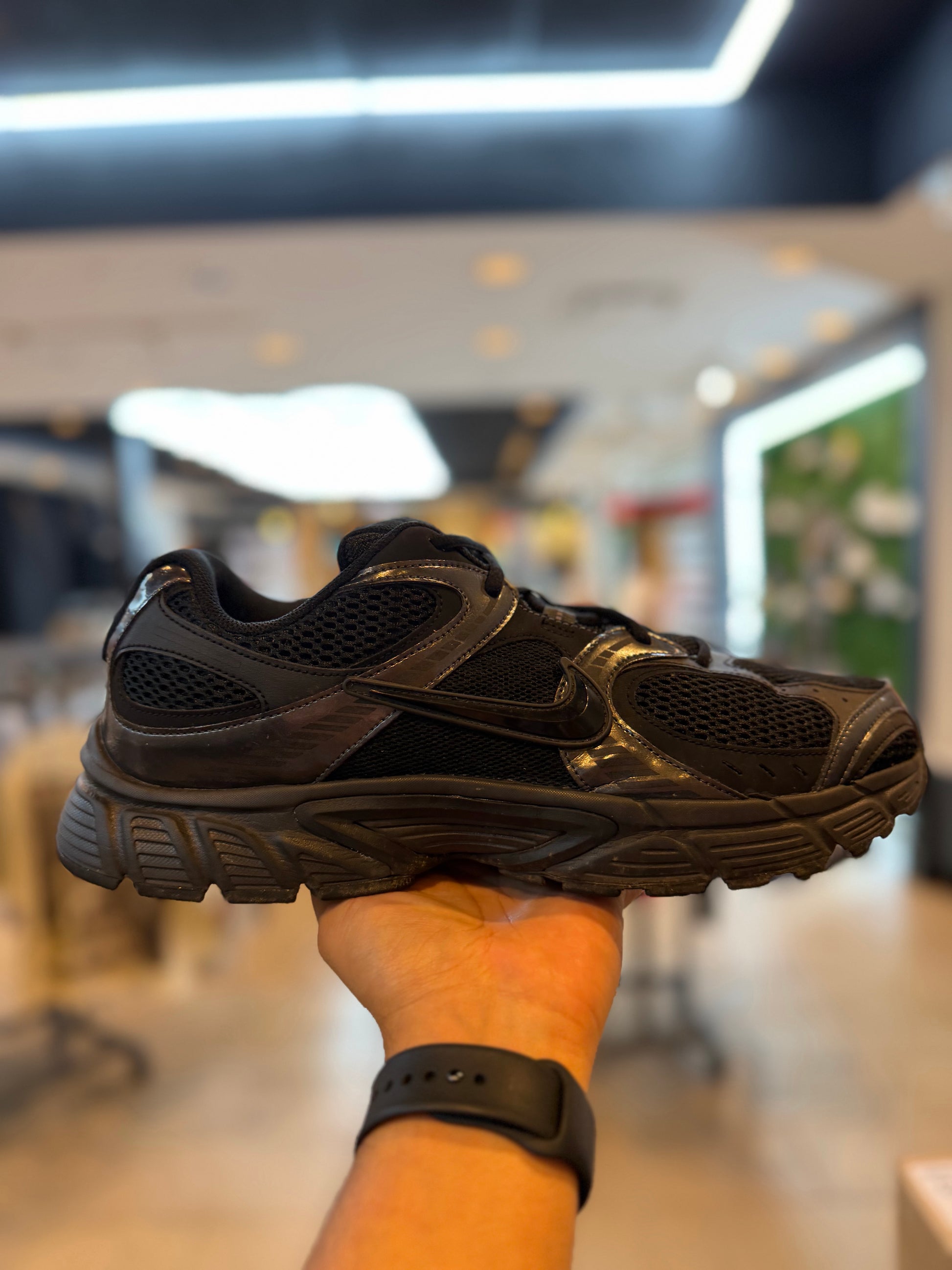 Nike V5 RNR Black Anthracite PRE-OWNED