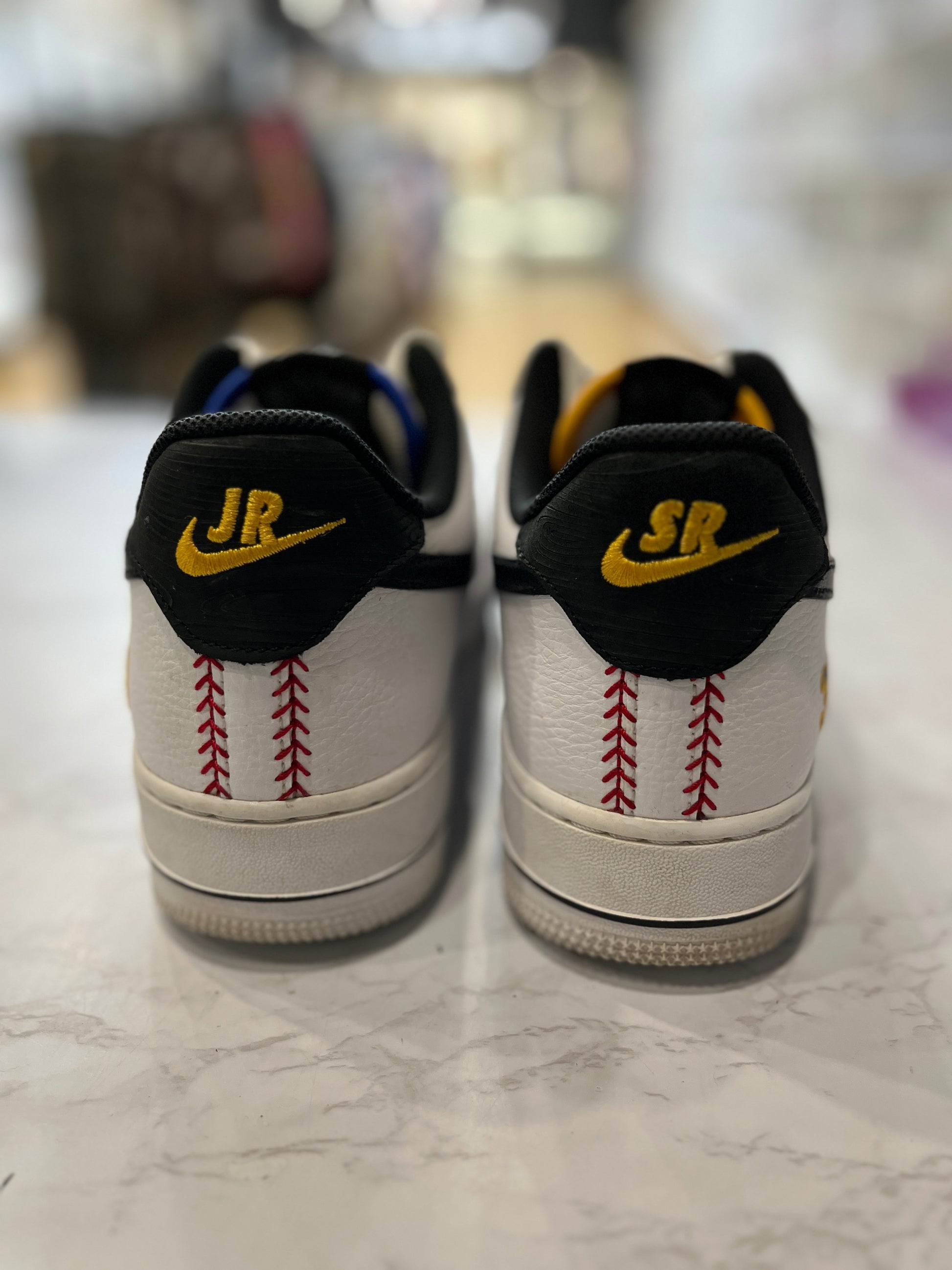 Nike Air Force 1 Low Ken Griffey Jr. and Sr. Swingman PRE-OWNED