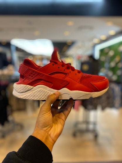 Nike Air Huarache Run University Red PRE-OWNED