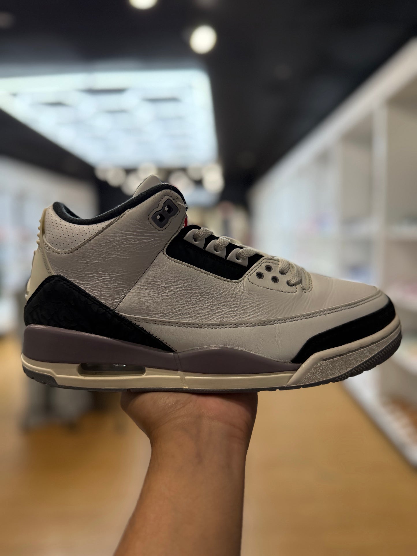 Jordan 3 Retro Cement Grey PRE-OWNED