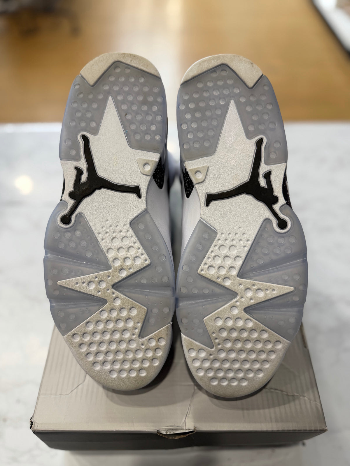 Jordan 6 Retro Oreo (2026) PRE-OWNED