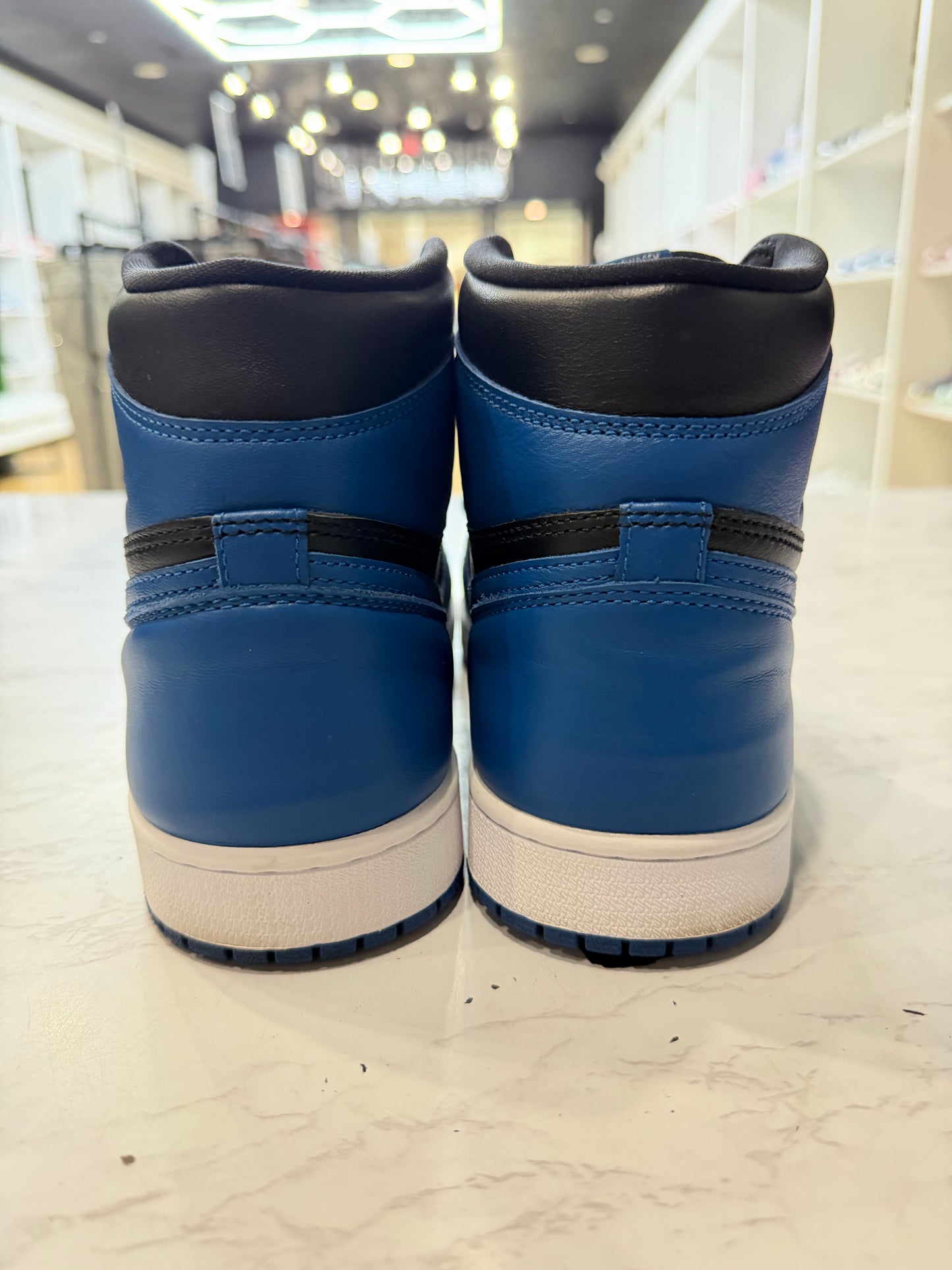 Jordan 1 Retro High OG Dark Marina Blue PRE-OWNED