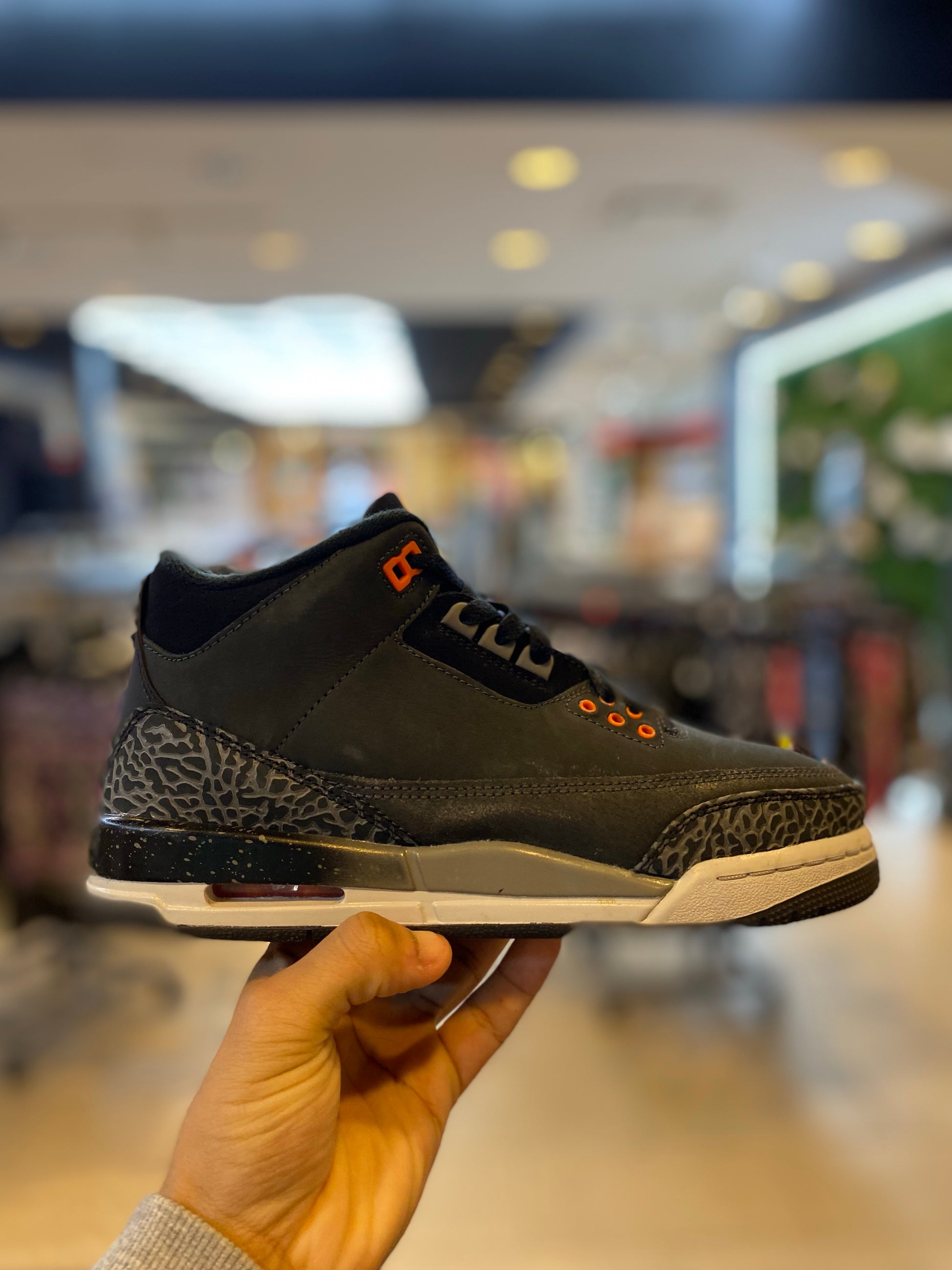 Jordan 3 Retro Fear Pack (2023) (GS) PRE-OWNED
