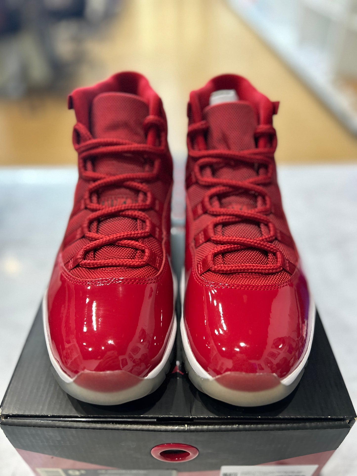 Jordan 11 Retro Win Like 96 PRE-OWNED