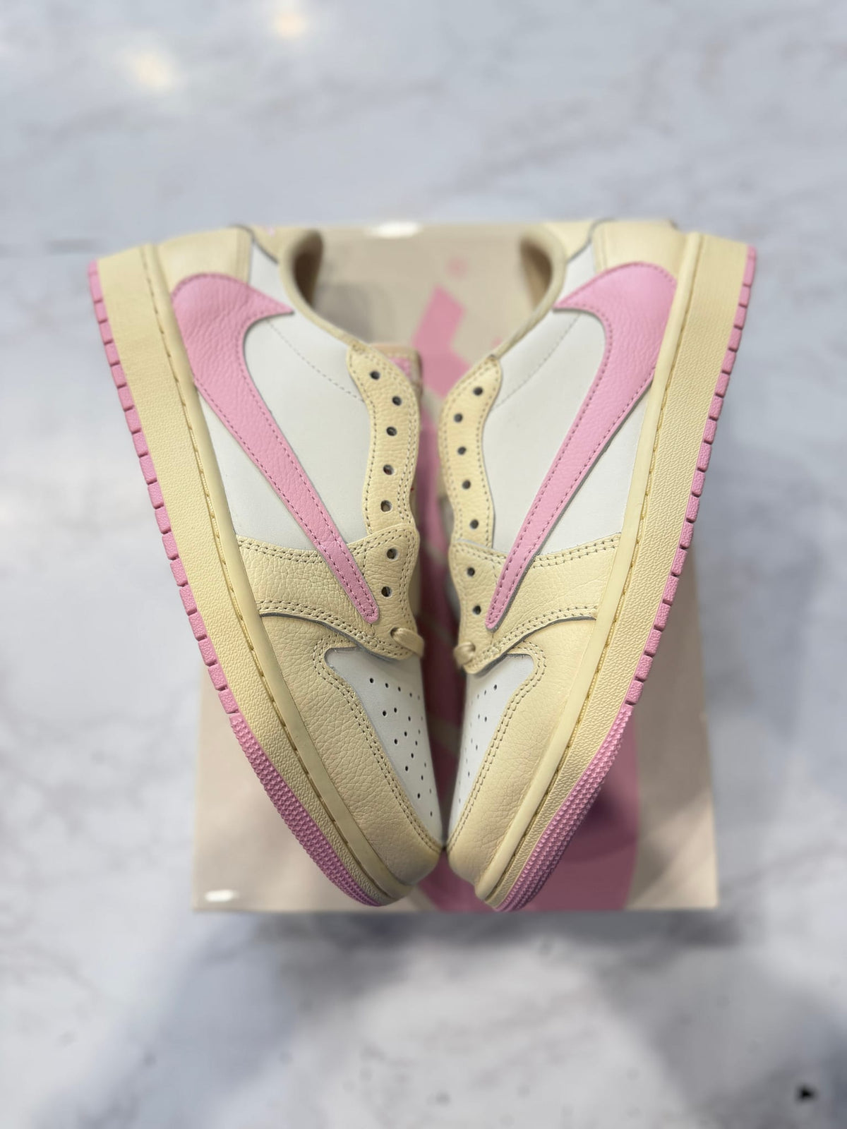 Jordan 1 Retro Low OG SP Travis Scott Shy Pink PRE-OWNED