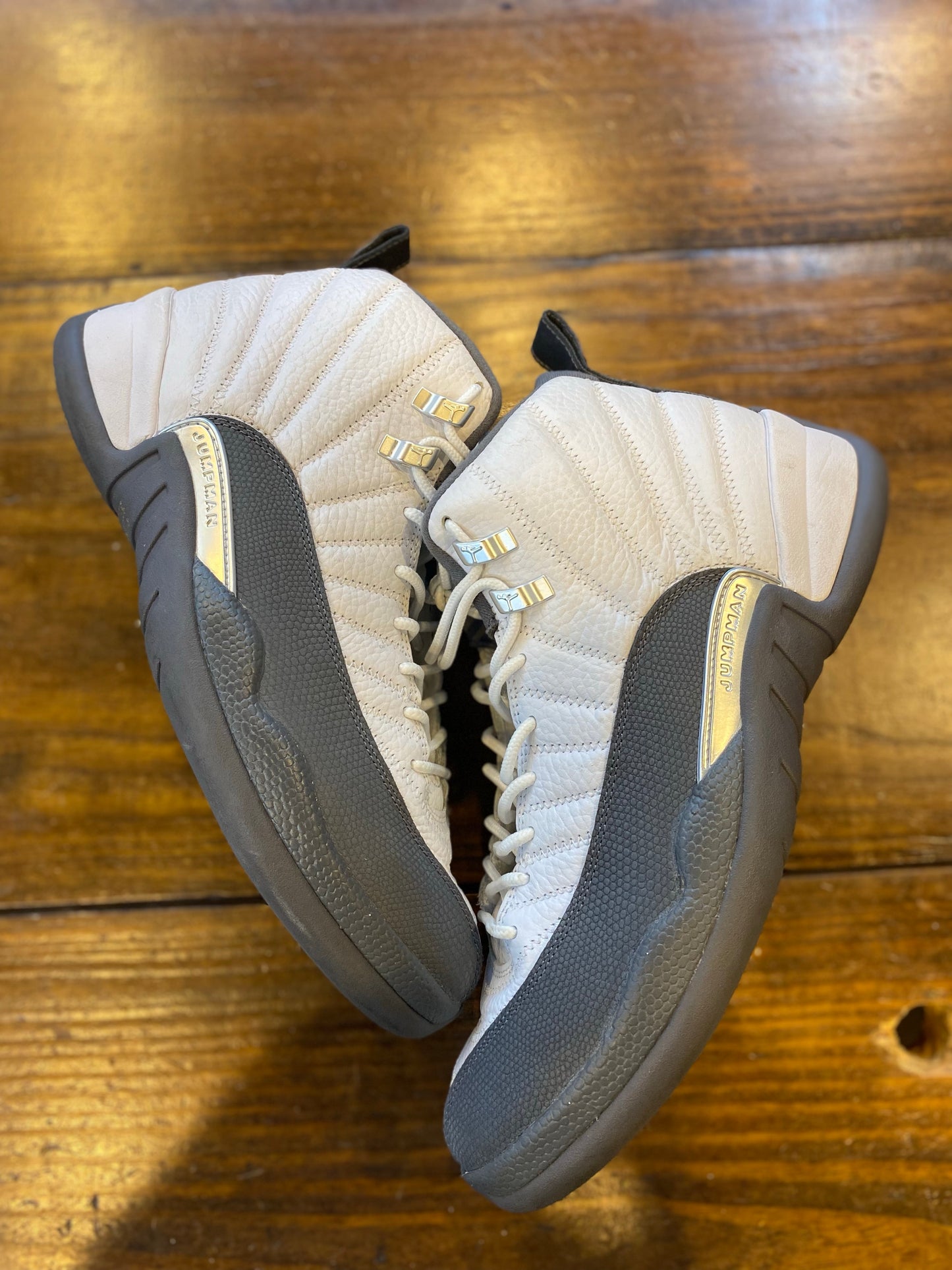 Jordan 12 Retro White Dark Grey PRE-OWNED