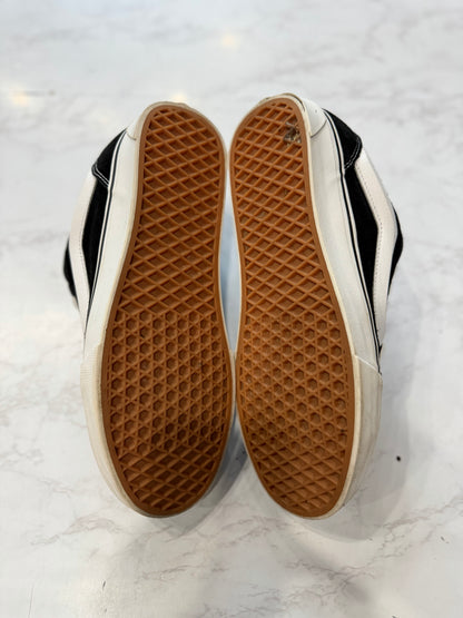 Vans Knu Skool Black White PRE-OWNED
