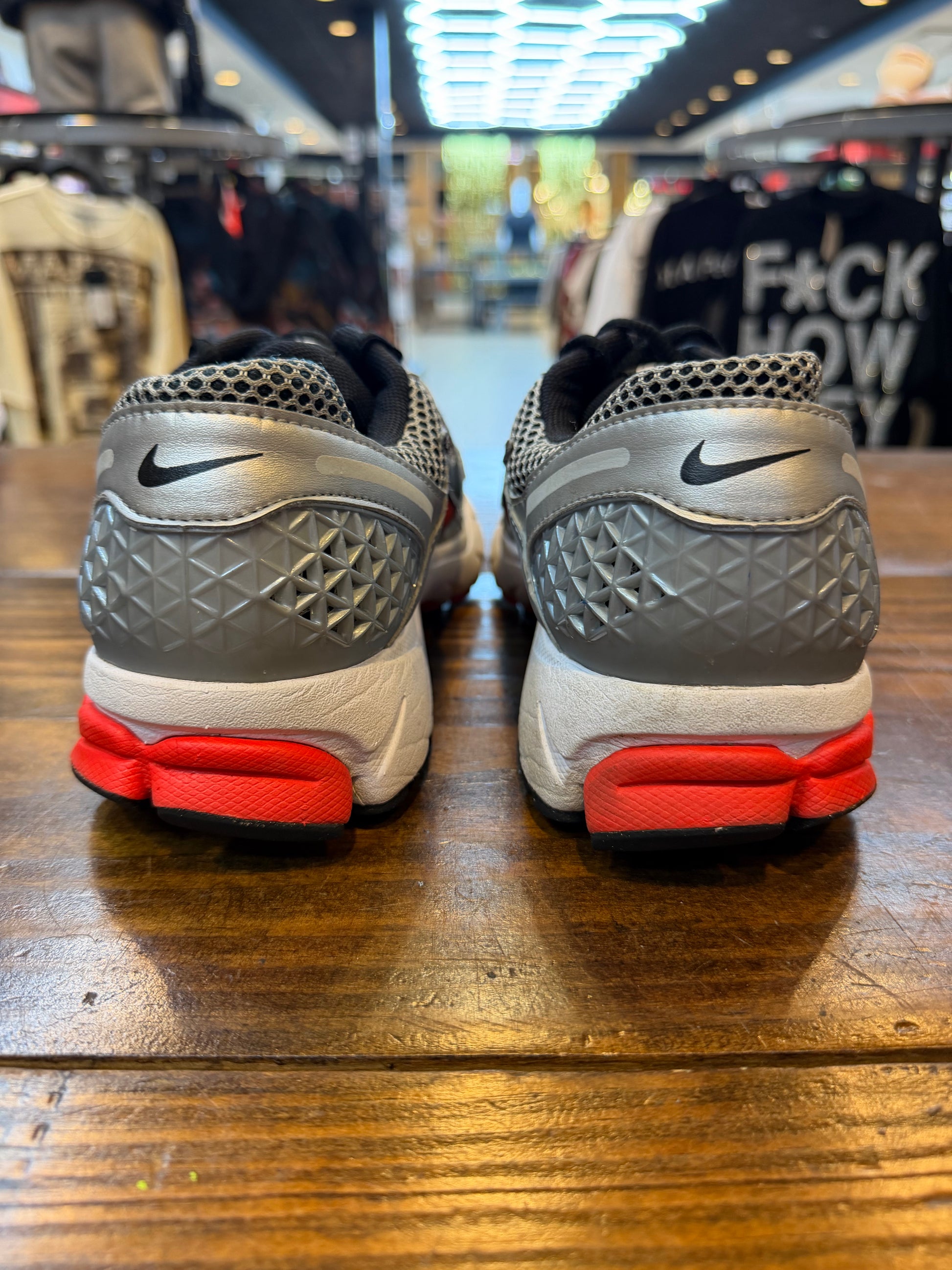 Nike Zoom Vomero 5 Bright Crimson Metallic Silver PRE-OWNED