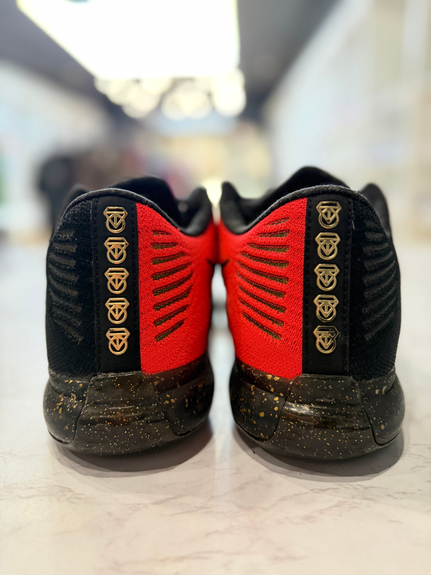 Nike Kobe 10 Elite Christmas PRE-OWNED