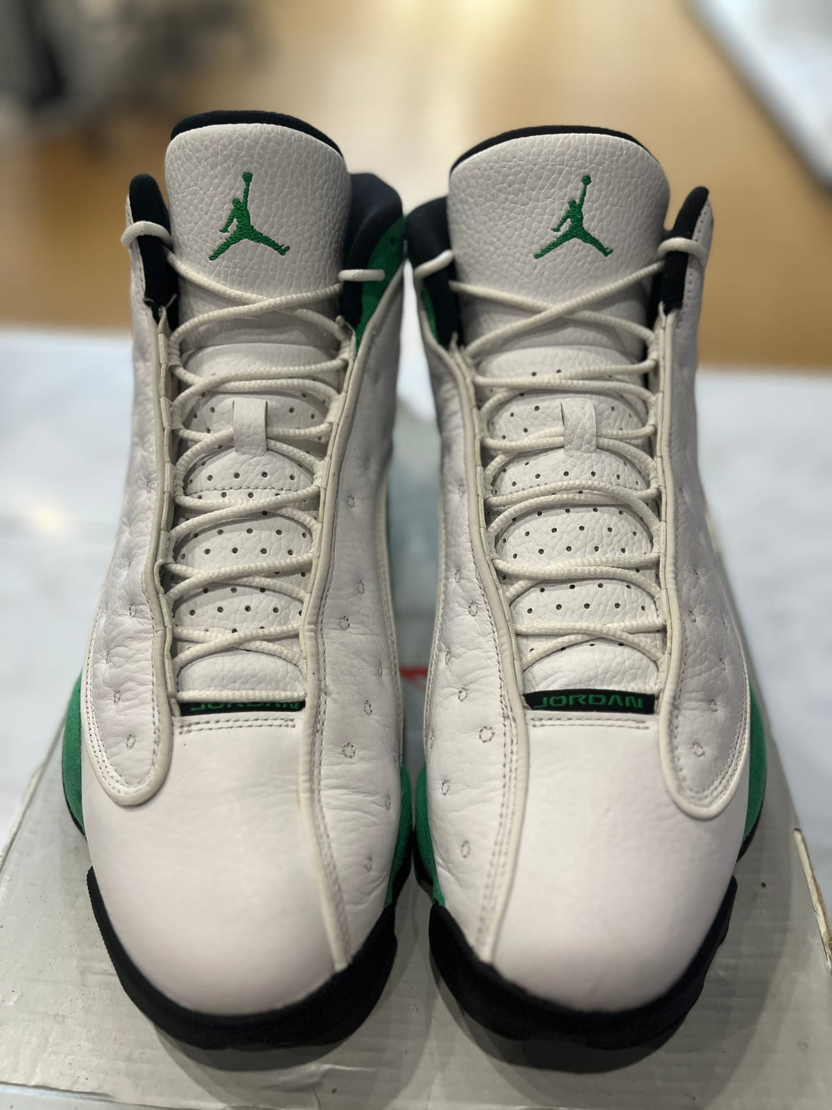 Jordan 13 Retro White Lucky Green PRE-OWNED