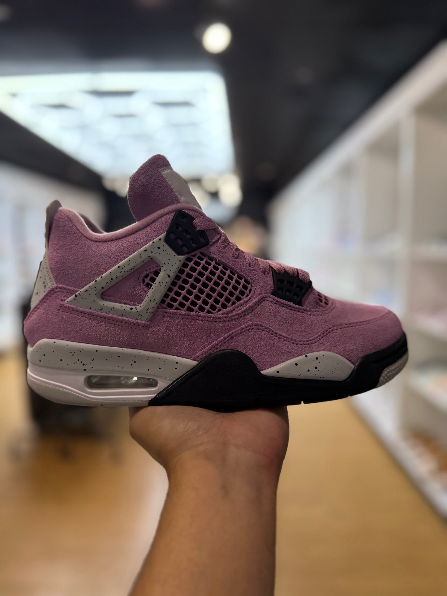 Jordan 4 Retro Orchid (Women's) PRE-OWNED