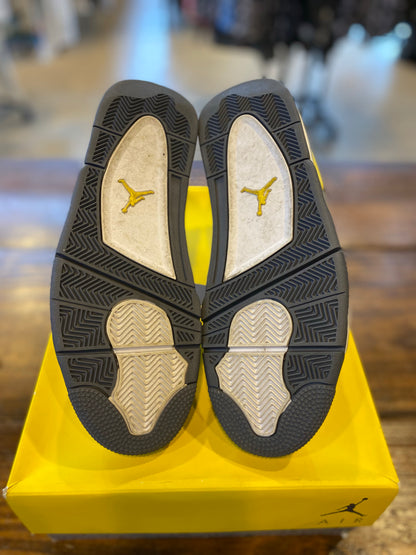 Jordan 4 Retro Lightning (2021) PRE-OWNED