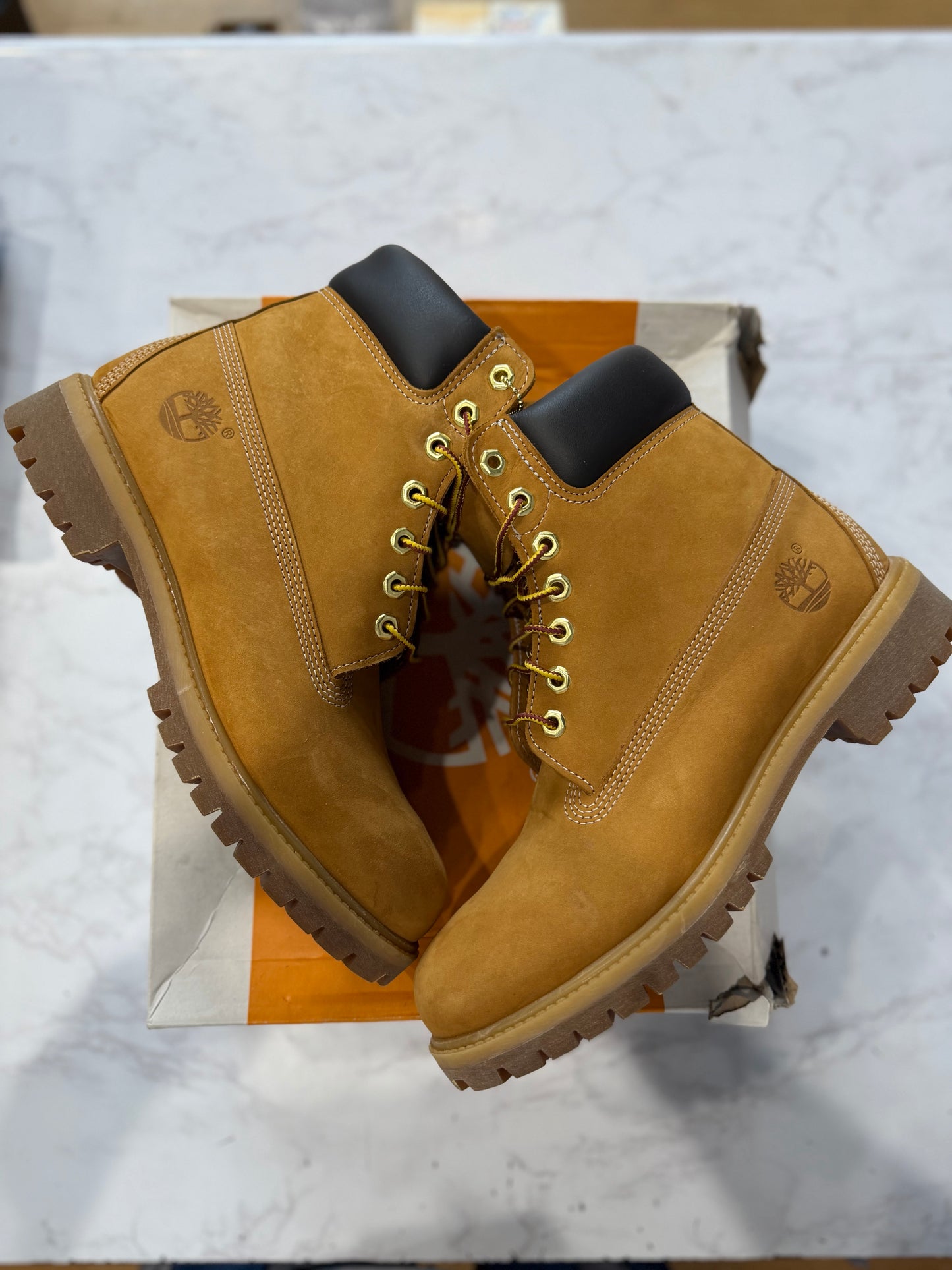 Timberland 6" Premium Waterproof Boot Wheat PRE-OWNED