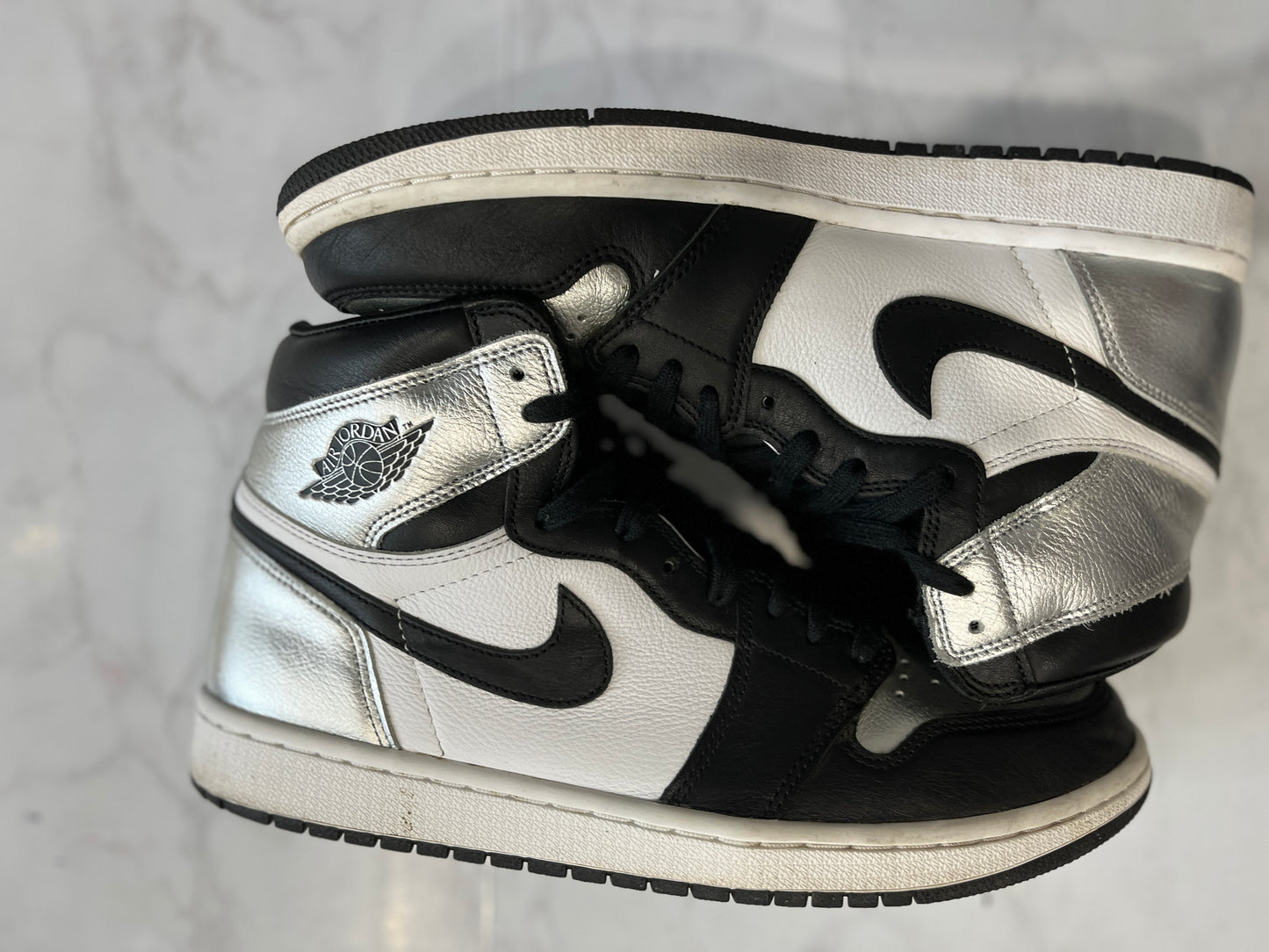 Jordan 1 Retro High Silver Toe (Women's) PRE-OWNED