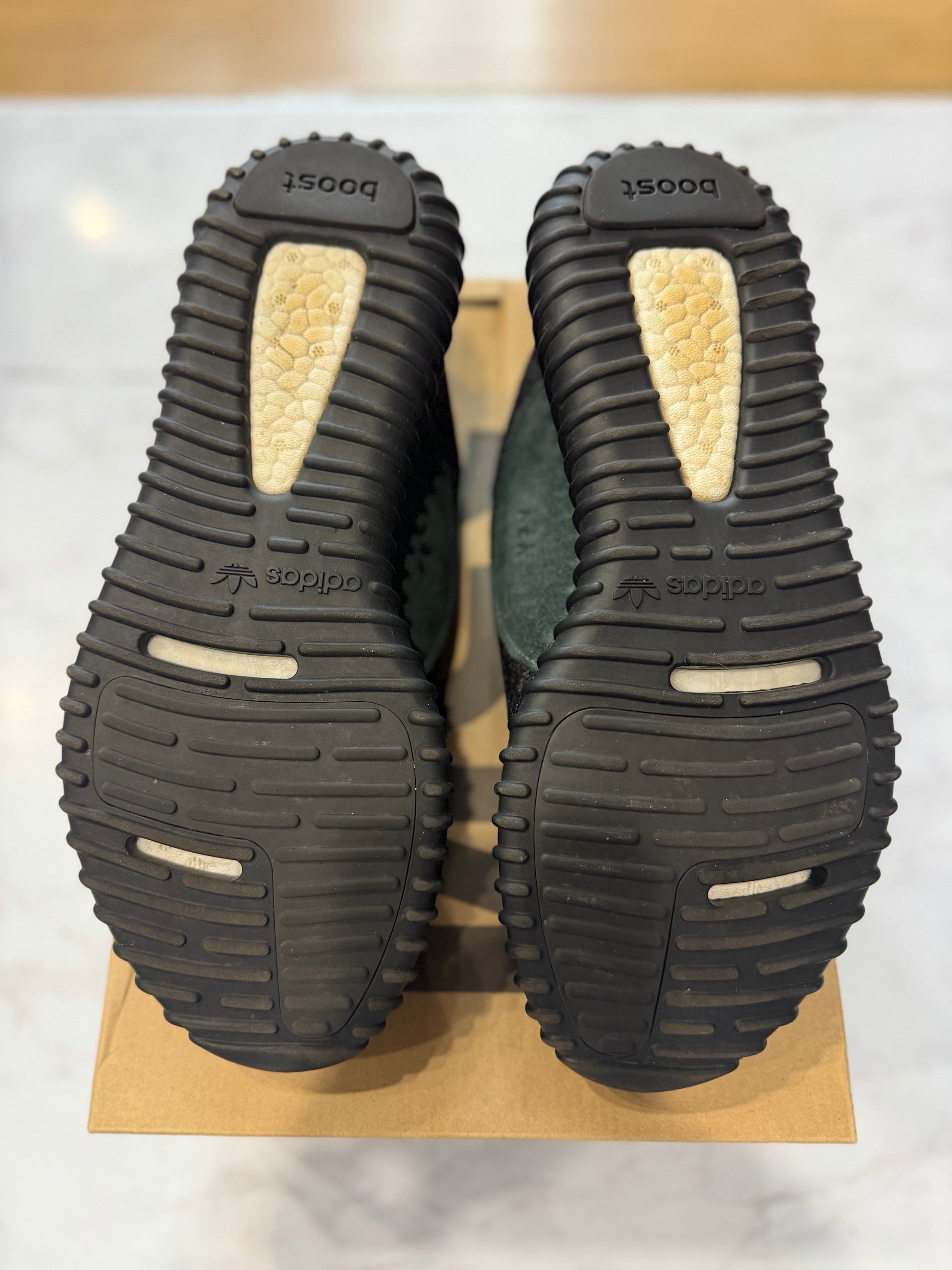 adidas Yeezy Boost 350 Pirate Black (2023) PRE-OWNED