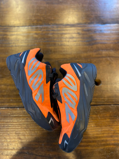 adidas Yeezy Boost 700 MNVN Orange (Kids) PRE-OWNED