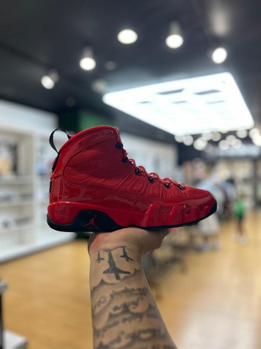 Jordan 9 Retro Chile Red PRE-OWNED
