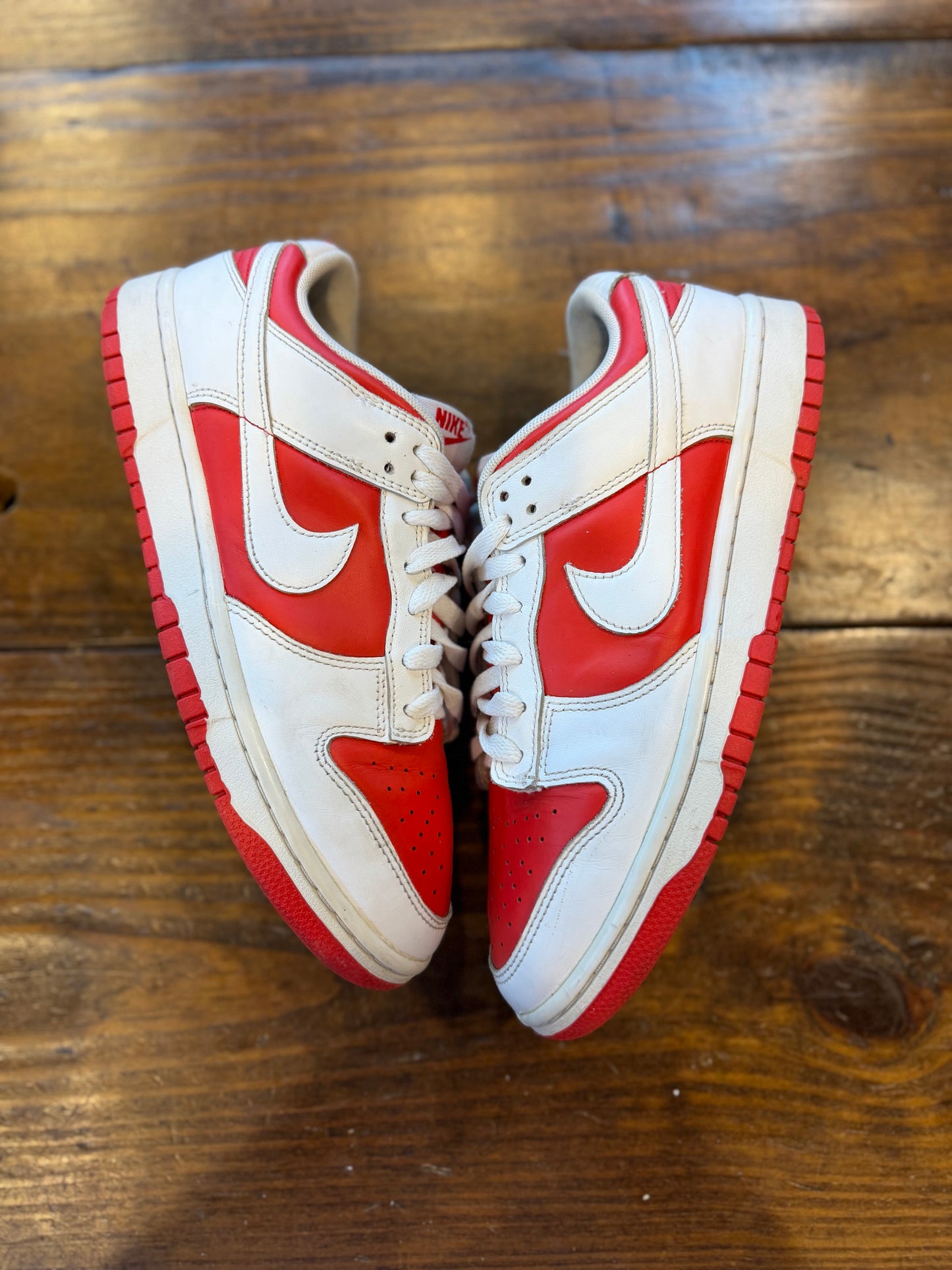 Nike Dunk Low Championship Red PRE-OWNED