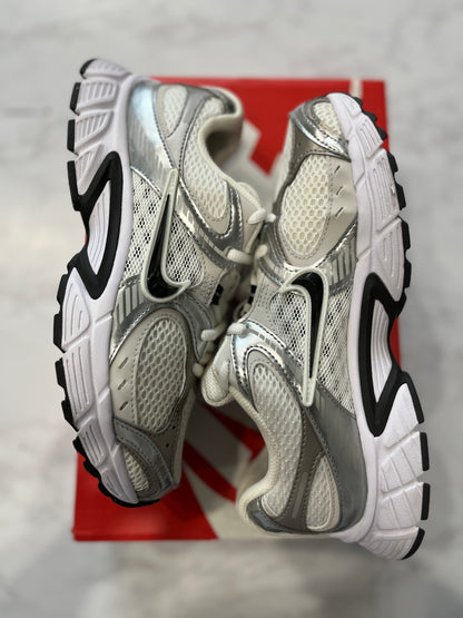 Nike V5 RNR White Vast Grey Metallic Silver Black (Women's) PRE-OWNED