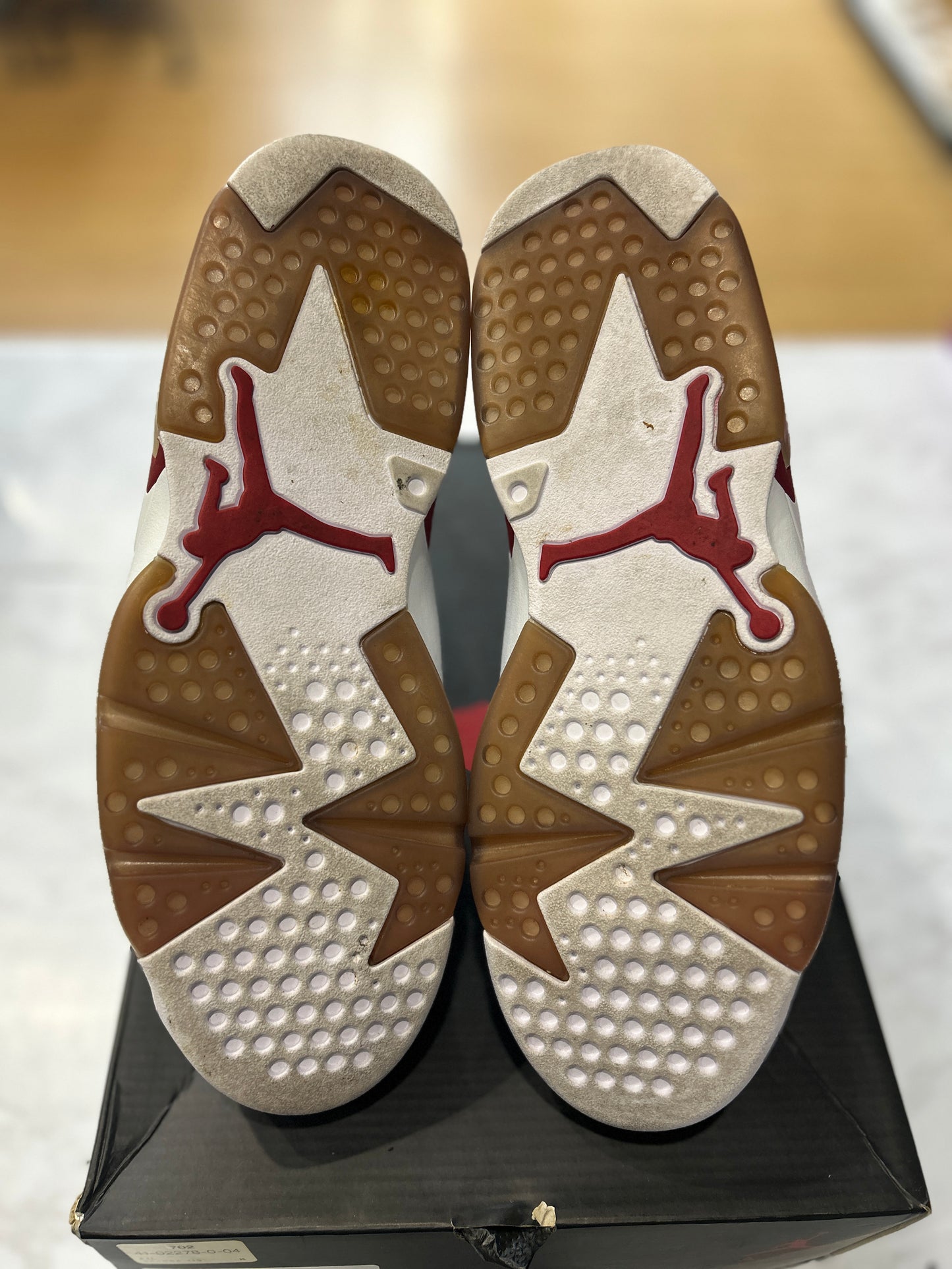 Jordan 6 Retro Alternate Hare PRE-OWNED