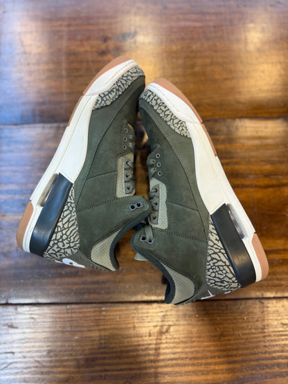 Jordan 3 Retro Family Affair PRE-OWNED